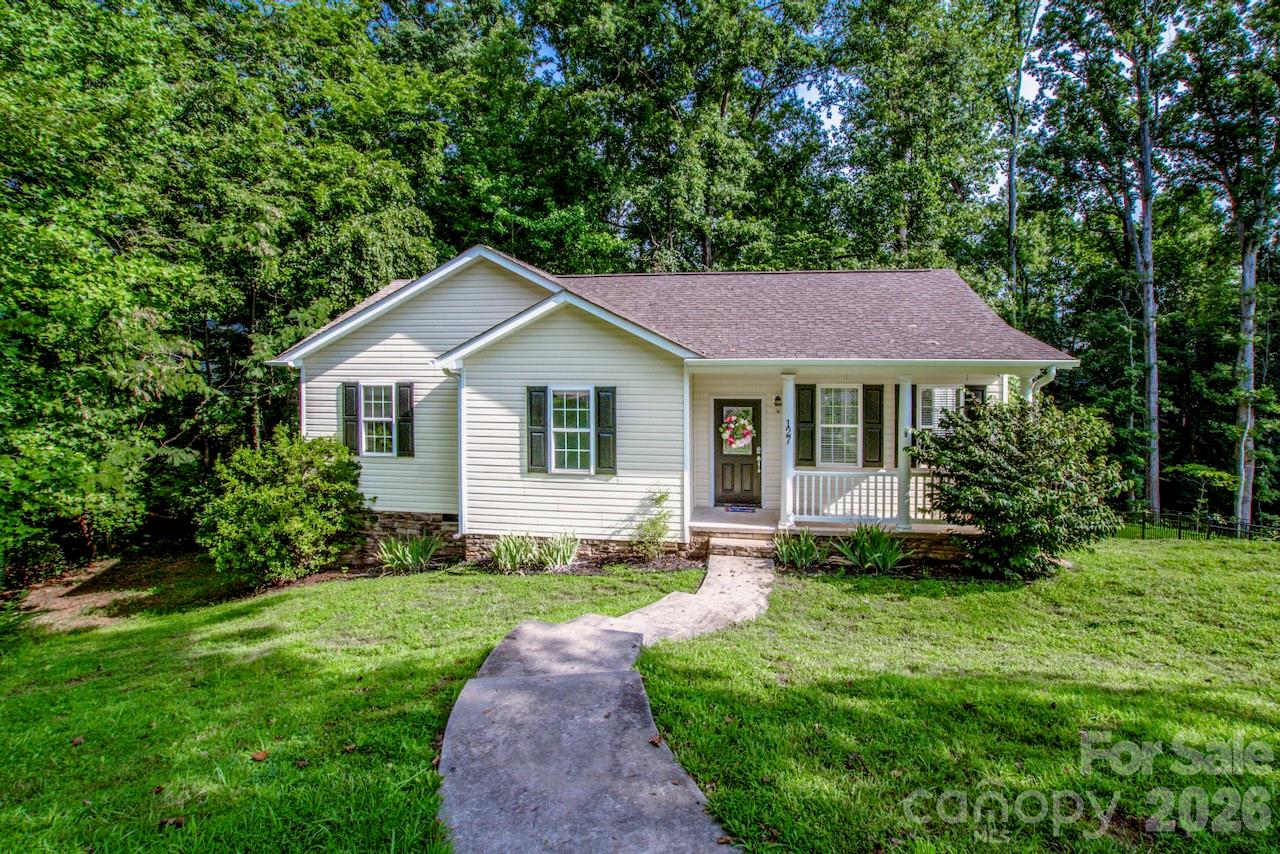 127 Wood Acre Drive Property Photo 2
