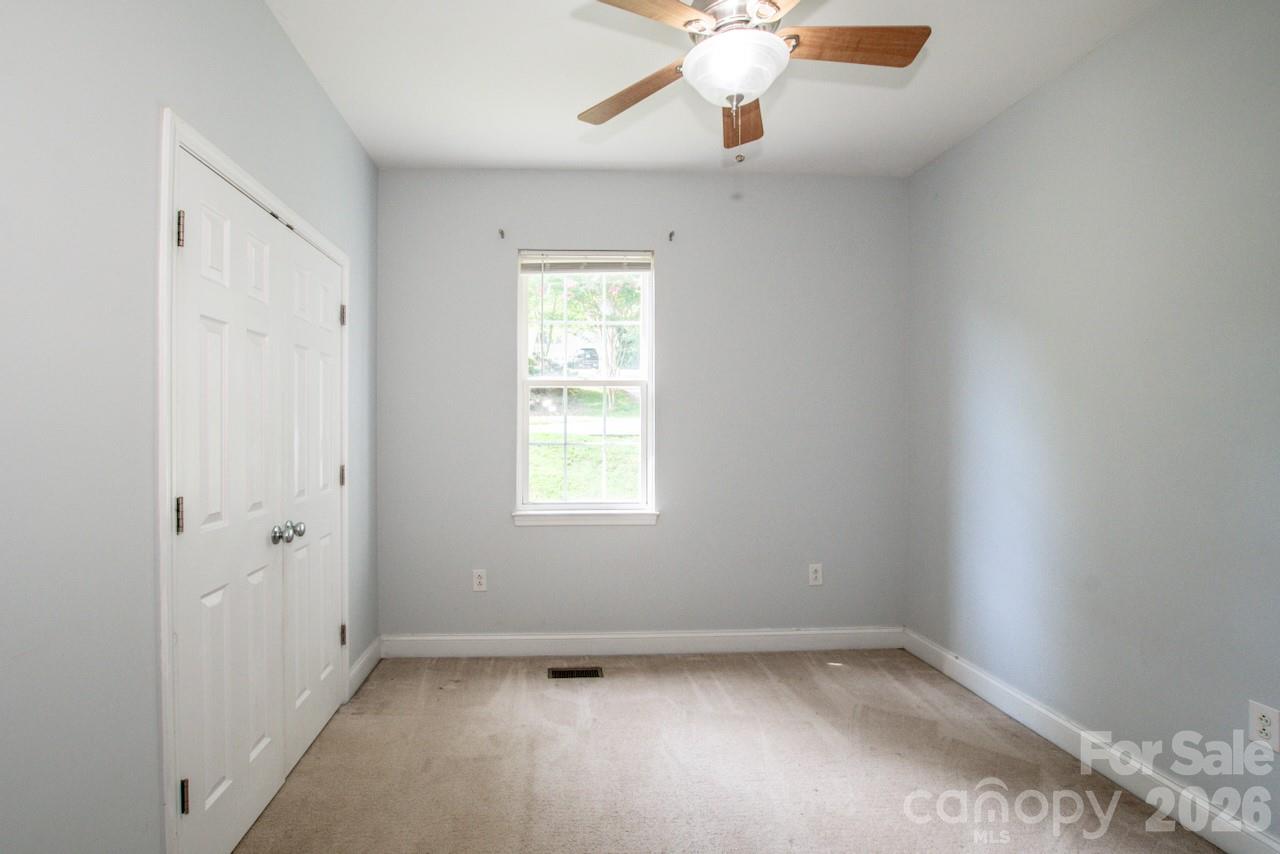 127 Wood Acre Drive Property Photo 12