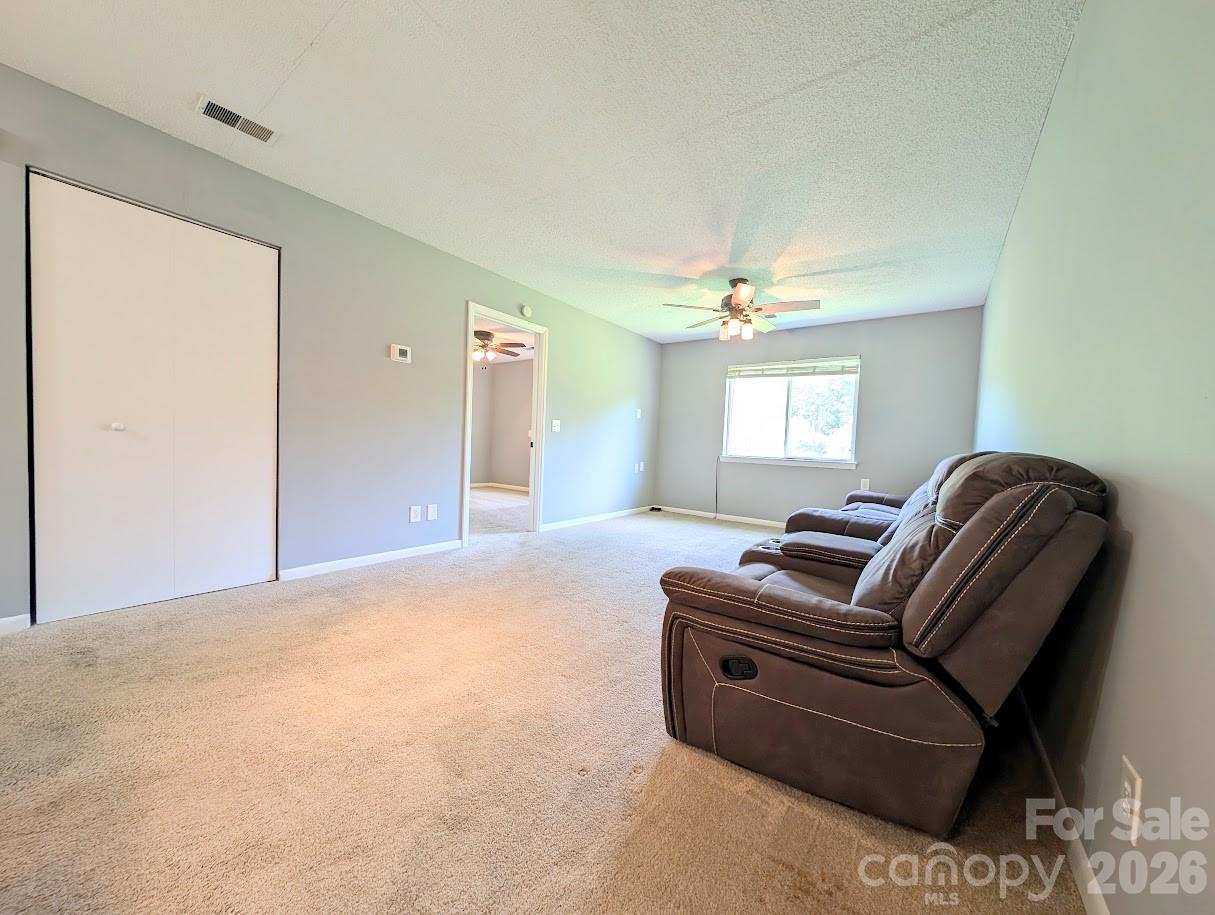 1687 Eagles Place Property Photo 6