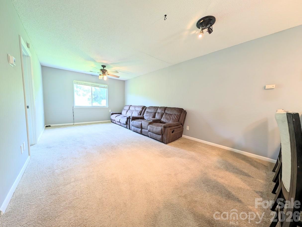 1687 Eagles Place Property Photo 7