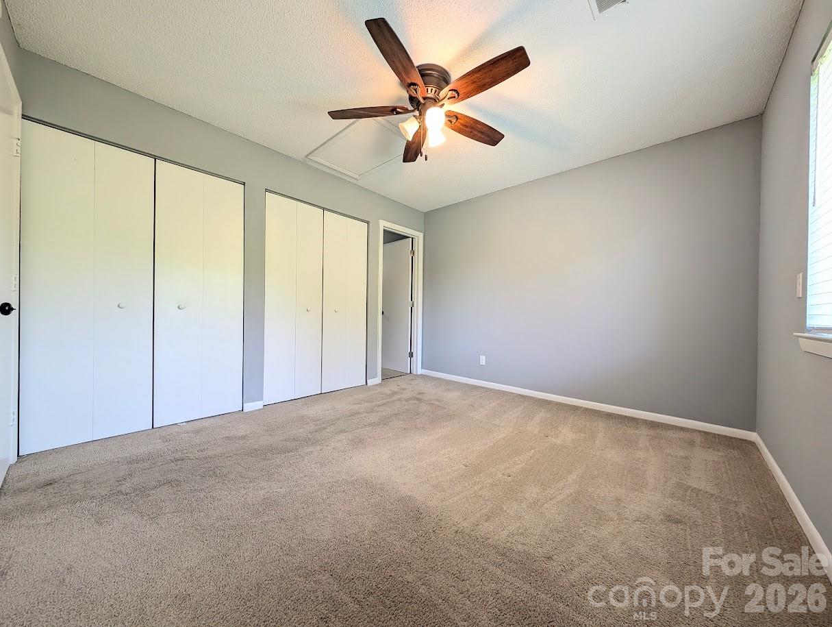 1687 Eagles Place Property Photo 8