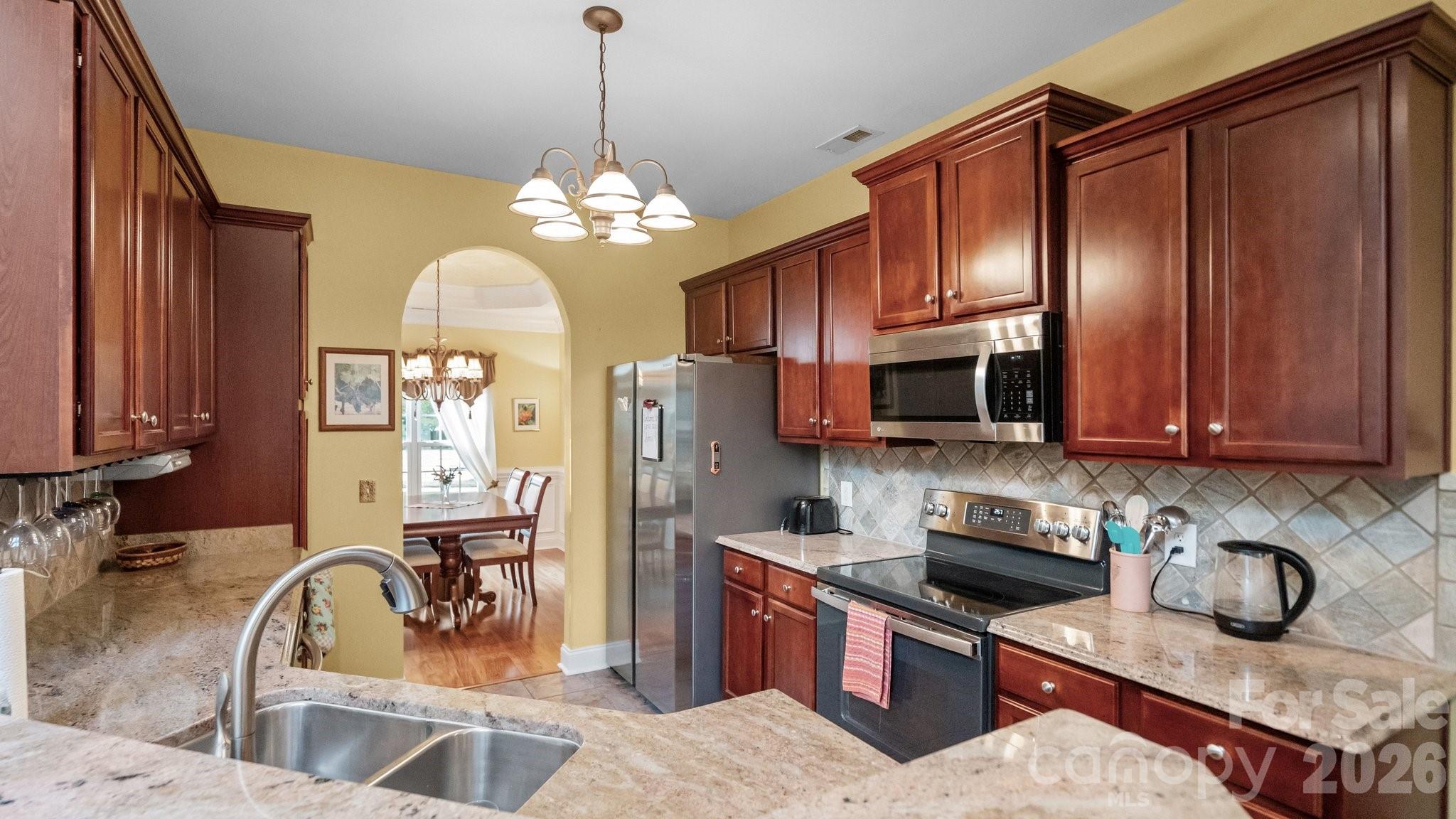 1115 Wind Chime Court 28 Property Photo 16