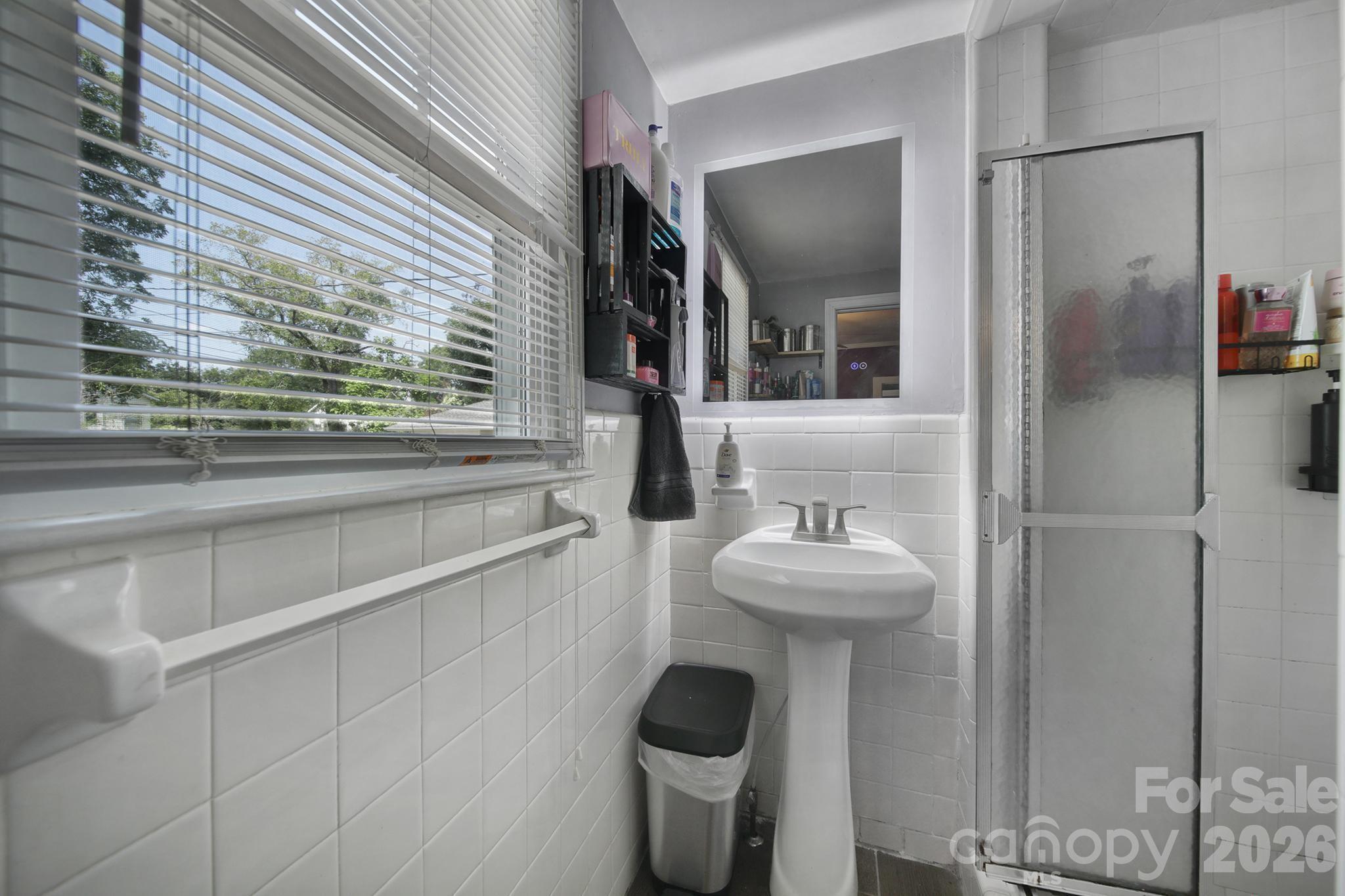 14 Argonne Avenue Property Photo 15