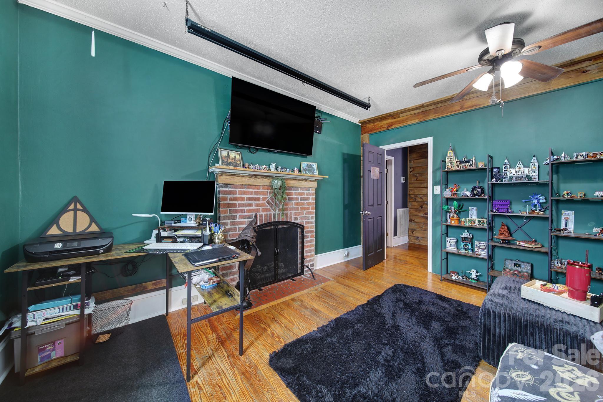 14 Argonne Avenue Property Photo 17