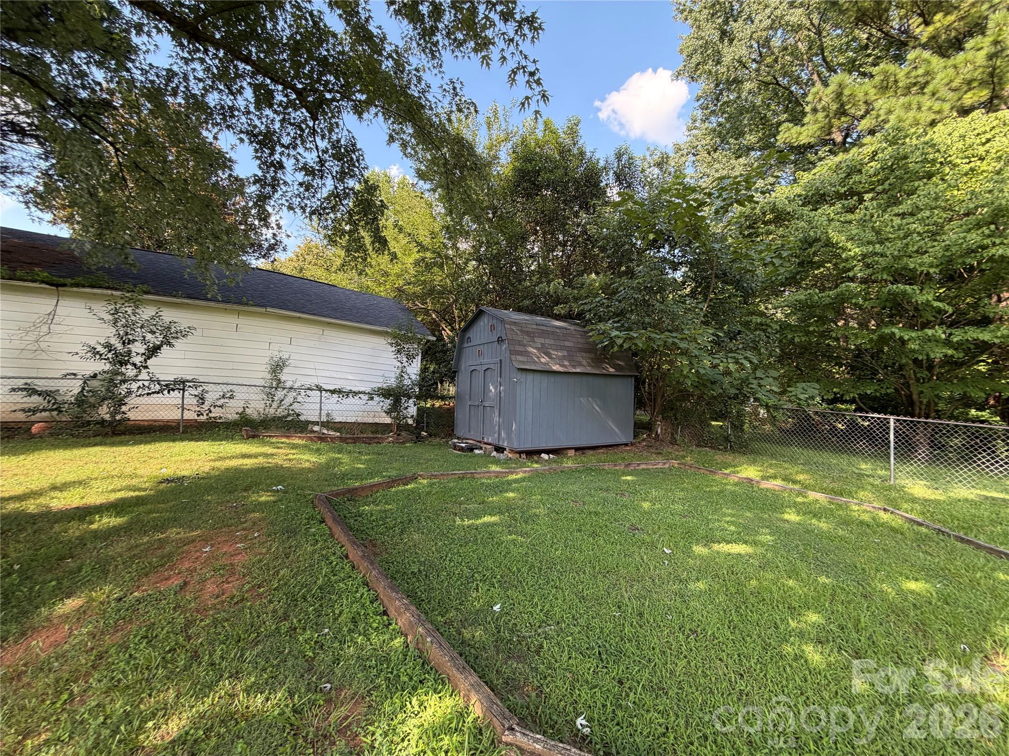 5124 Poplar Springs Drive Property Photo 8