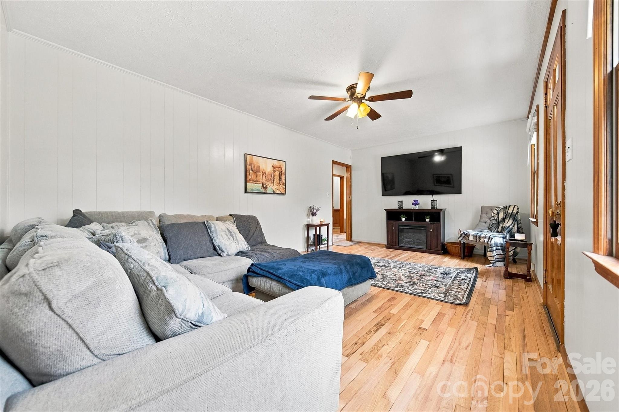 512 Garrou Avenue Property Photo 4