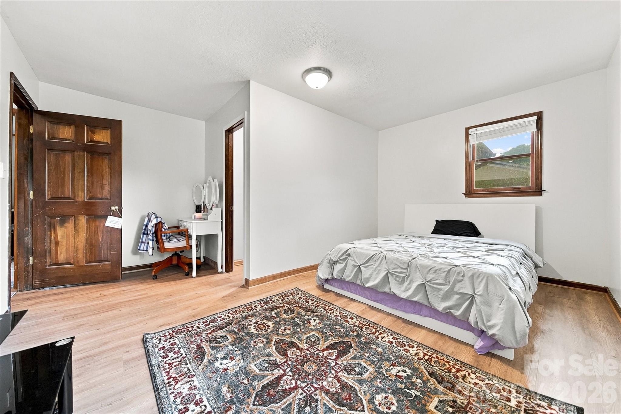 512 Garrou Avenue Property Photo 8