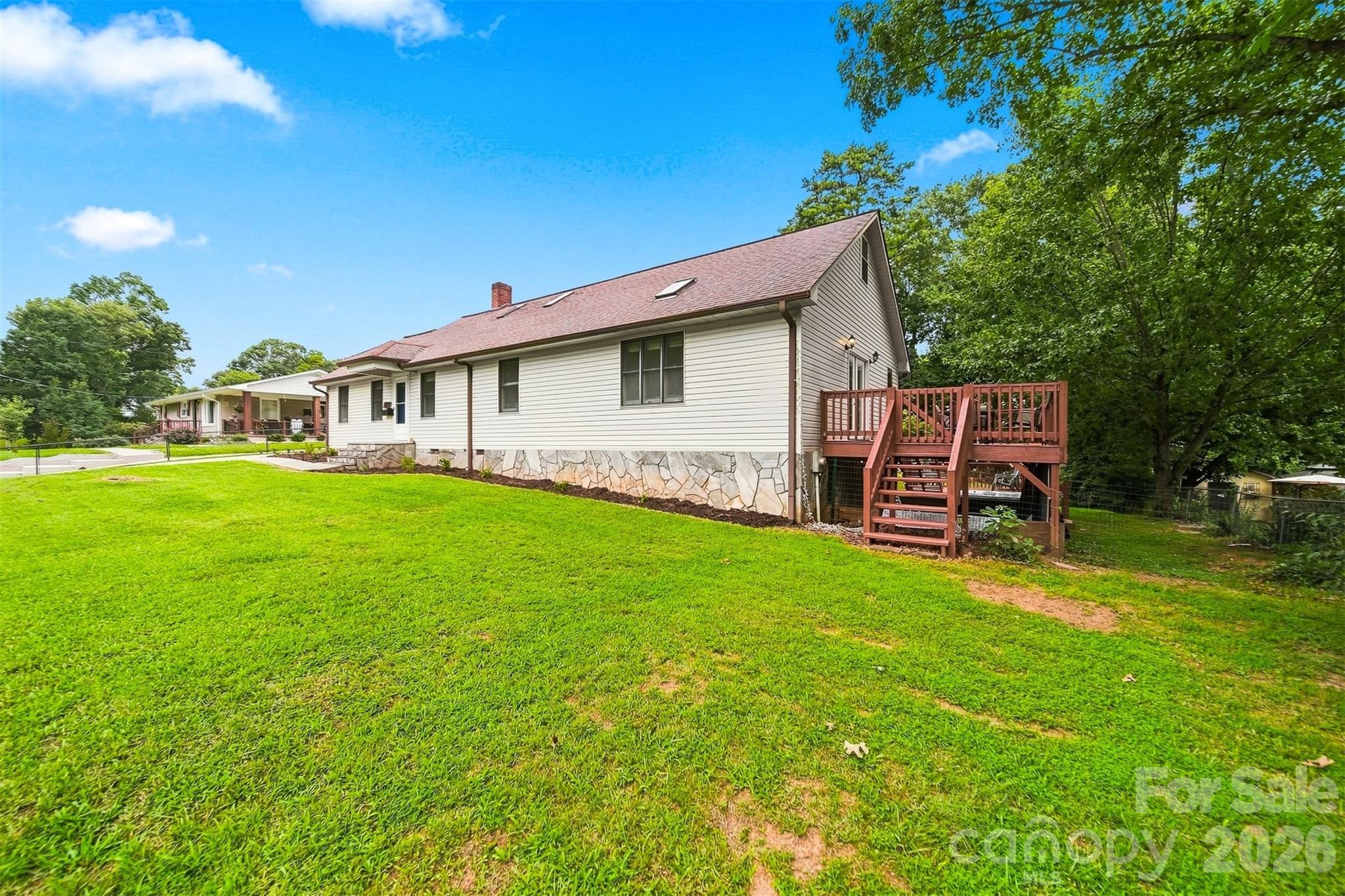 512 Garrou Avenue Property Photo 43