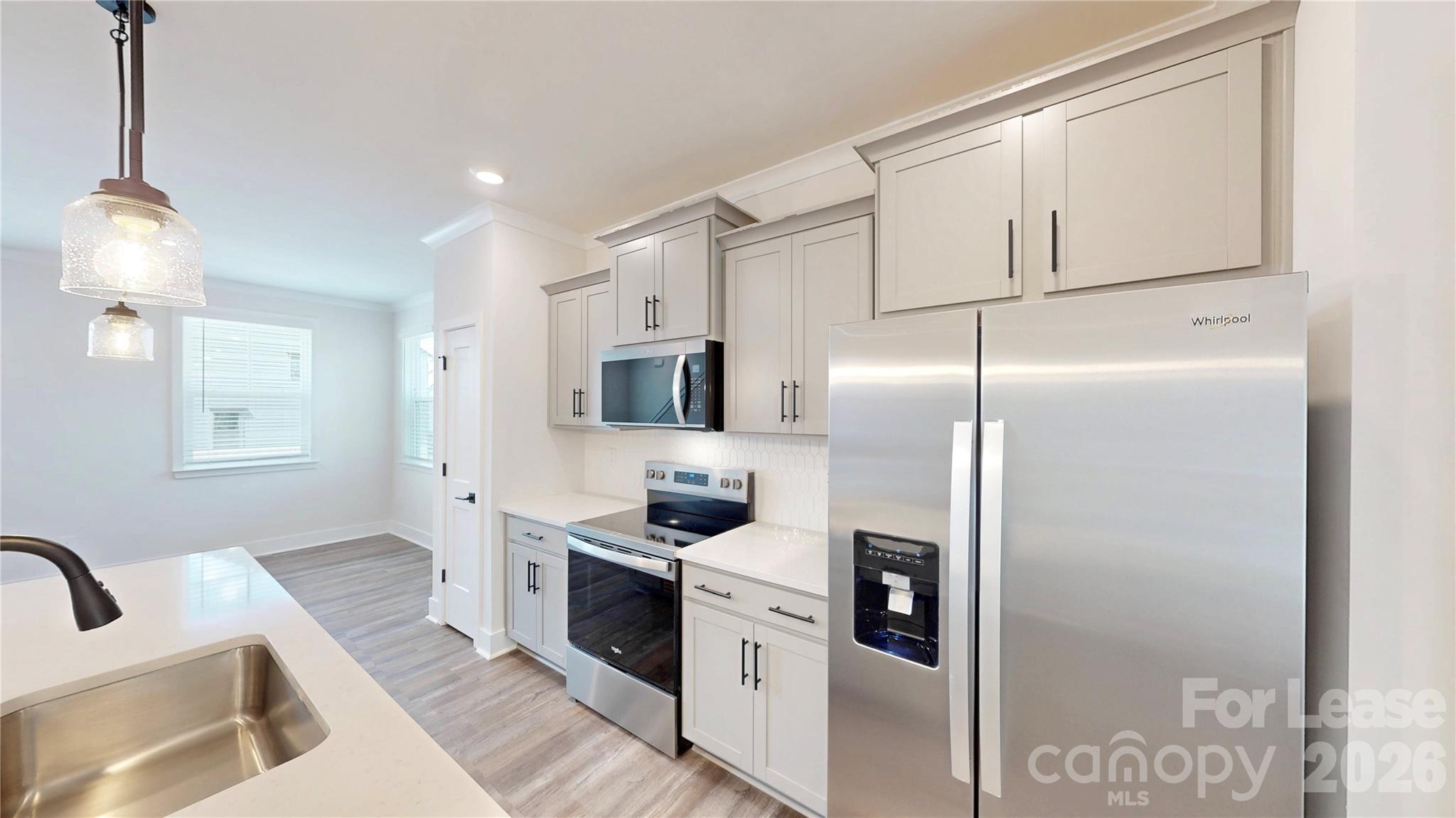 3640 Spencer Street Property Photo 8