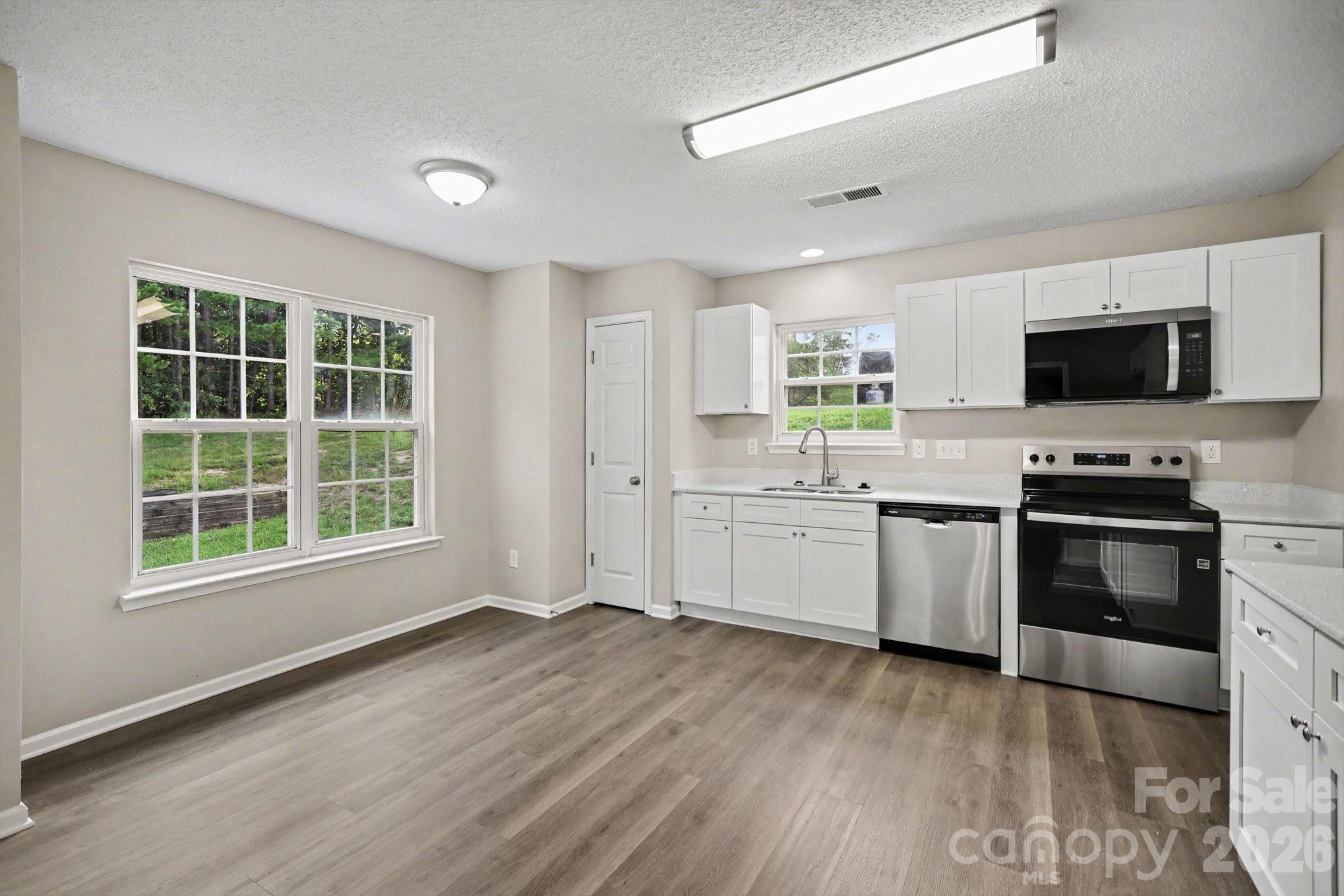 10220 Seedling Lane Property Photo 12