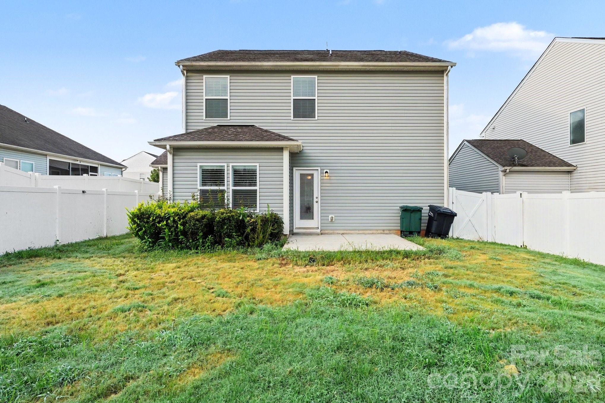 128 Sutters Mill Drive Property Photo 14
