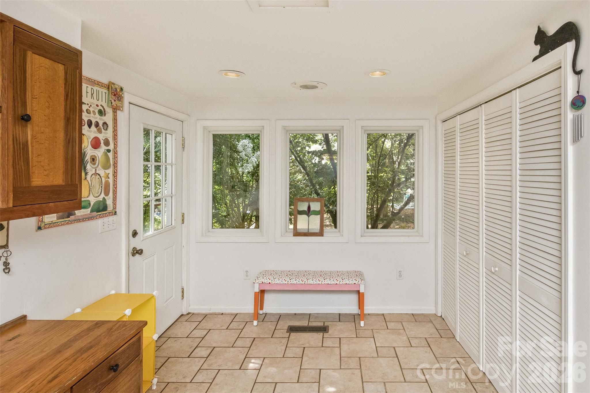 136 Flynn Branch Road Property Photo 8