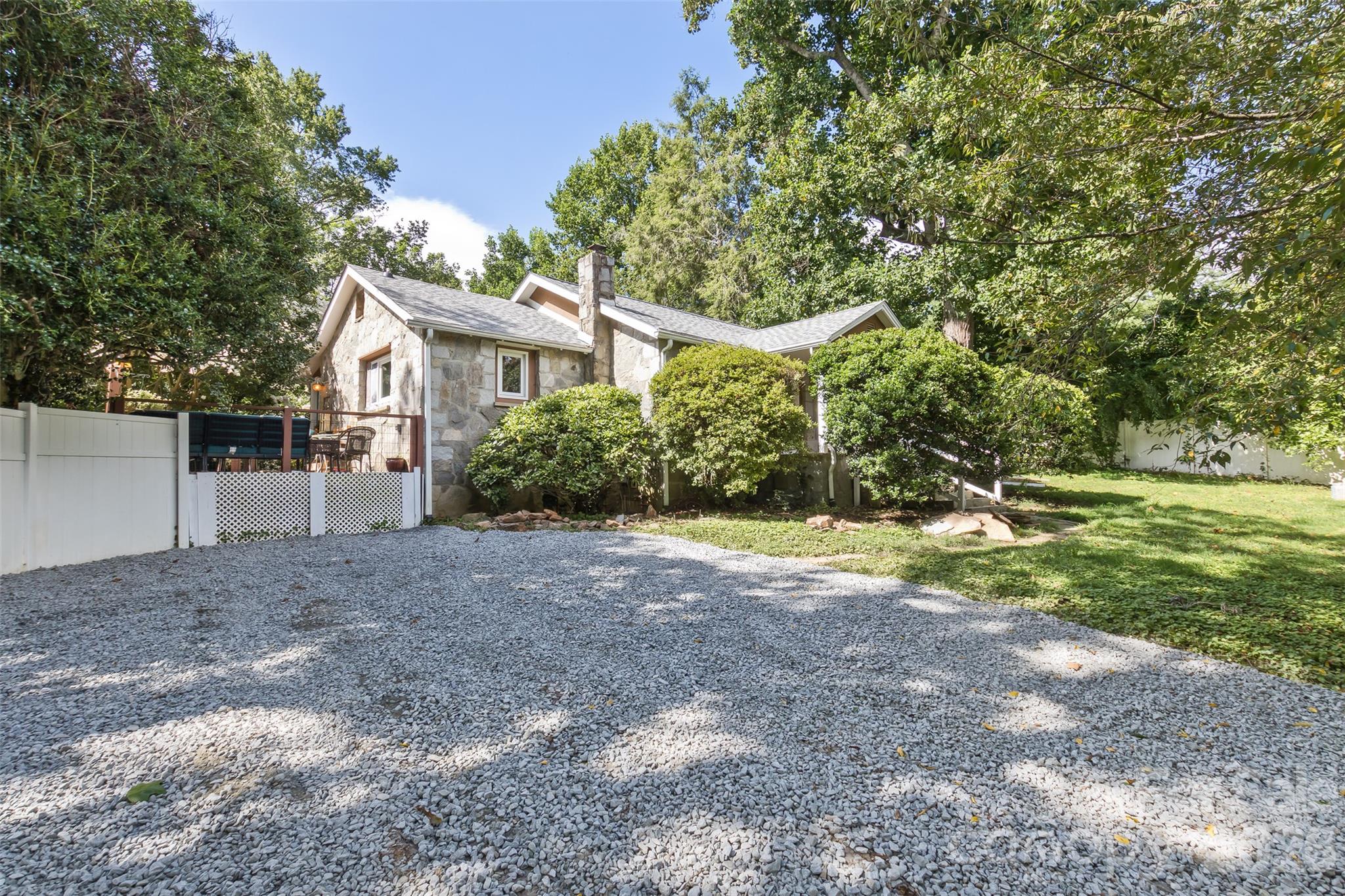 136 Flynn Branch Road Property Photo 24