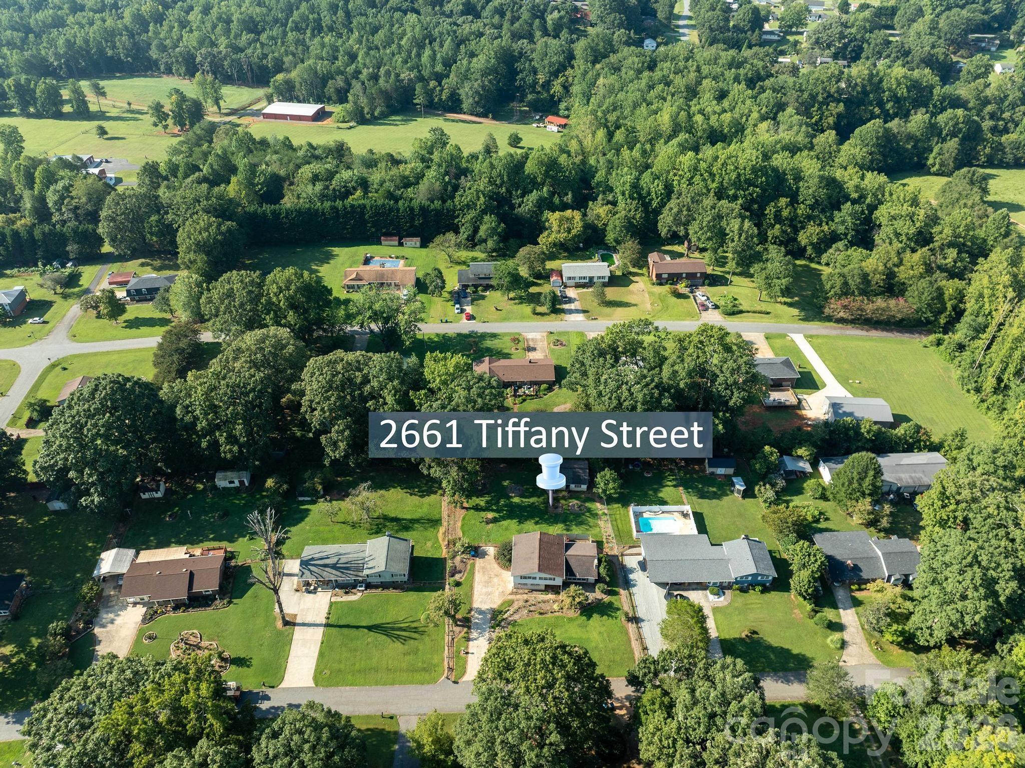 2661 Tiffany Street Property Photo 10
