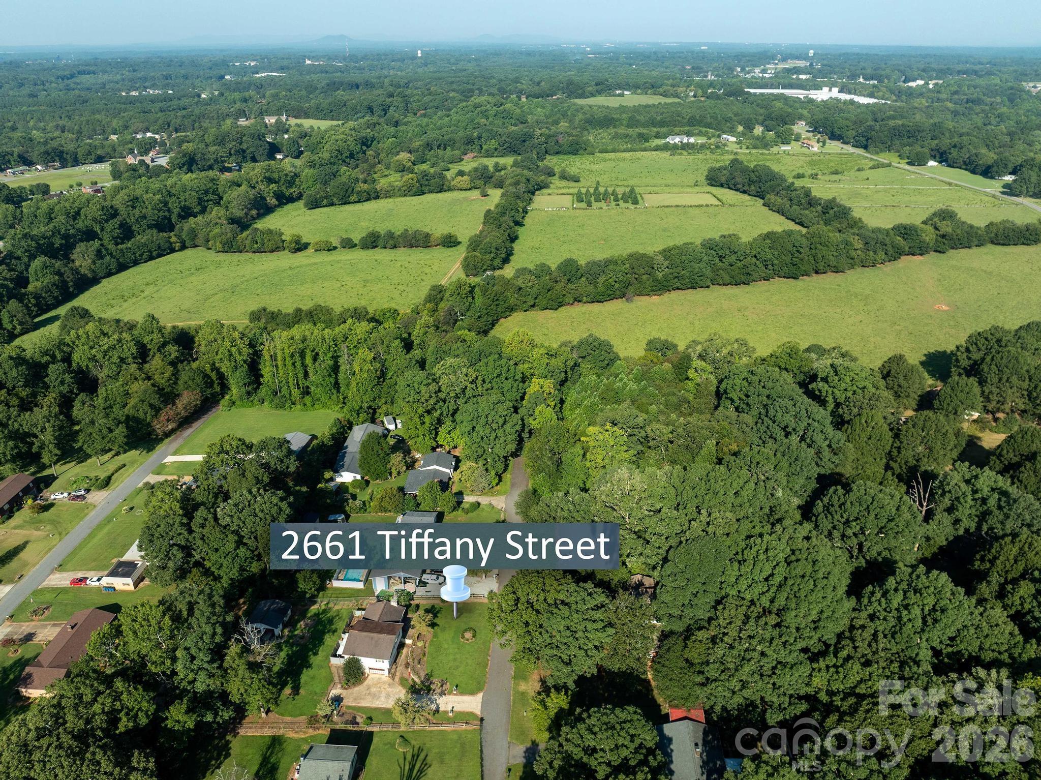 2661 Tiffany Street Property Photo 11