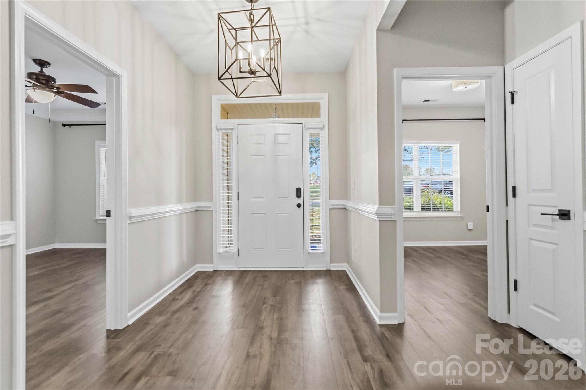 8710 Arrowhead Place Lane Property Photo 5