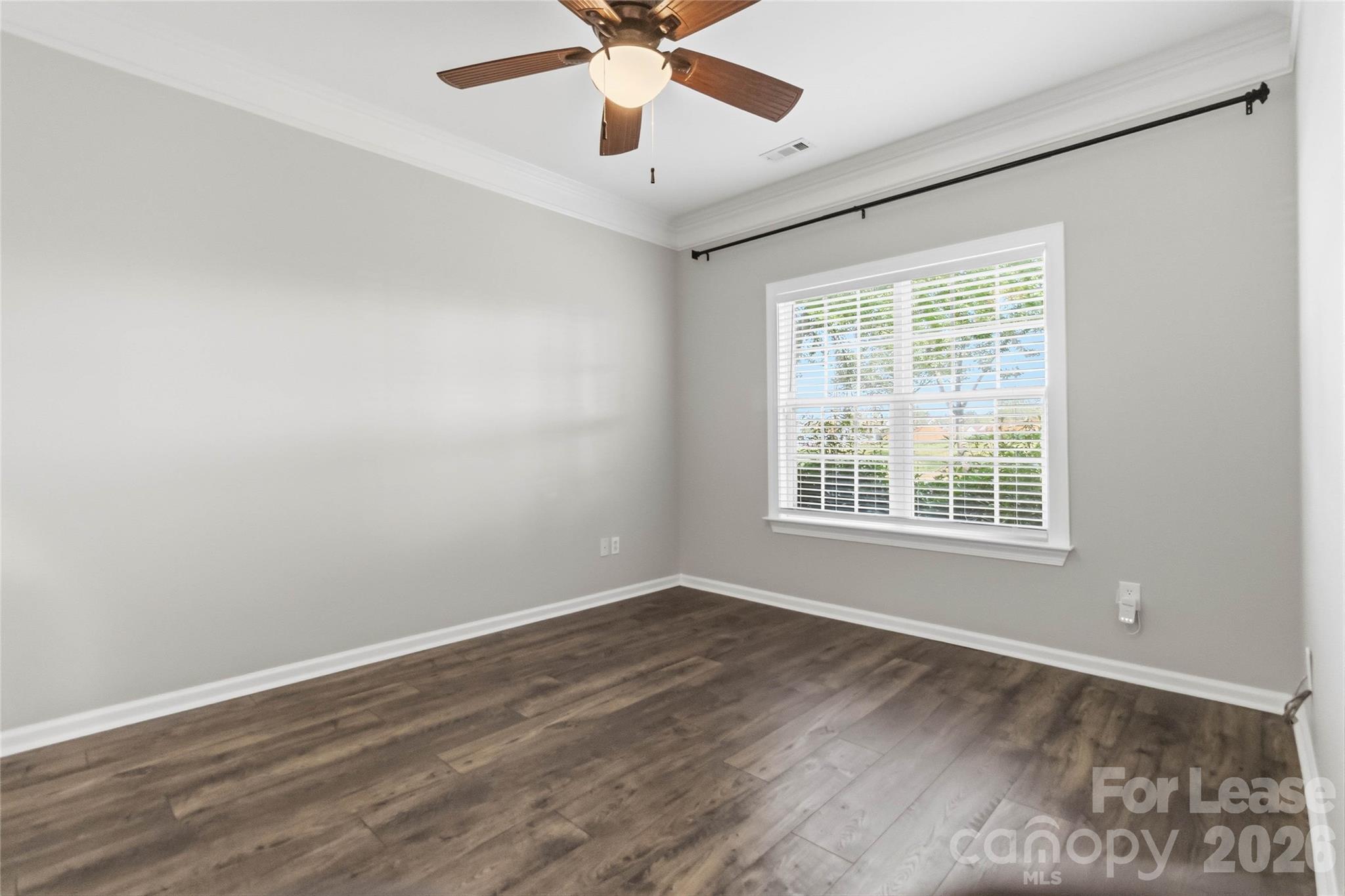 8710 Arrowhead Place Lane Property Photo 13
