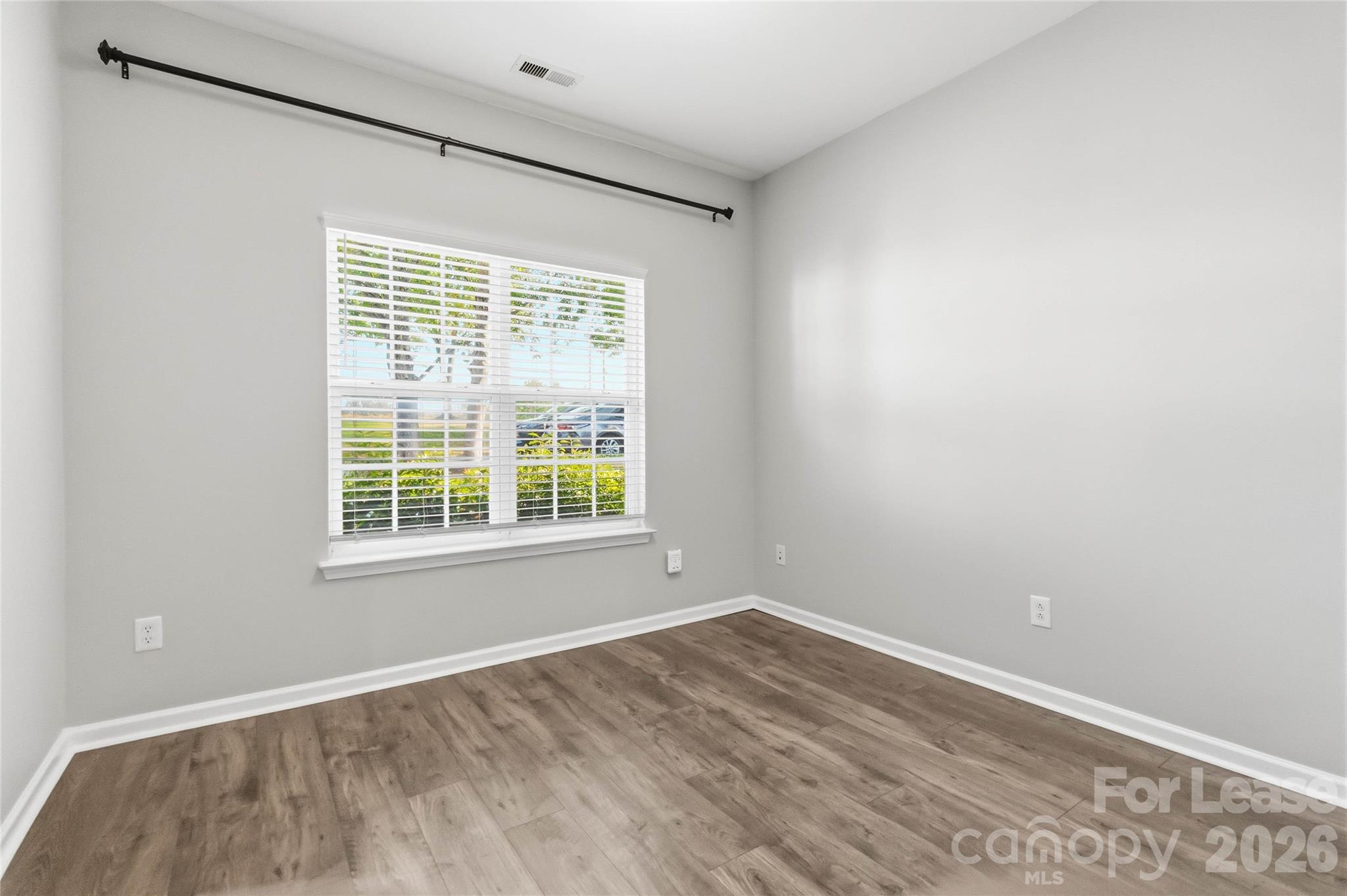 8710 Arrowhead Place Lane Property Photo 17