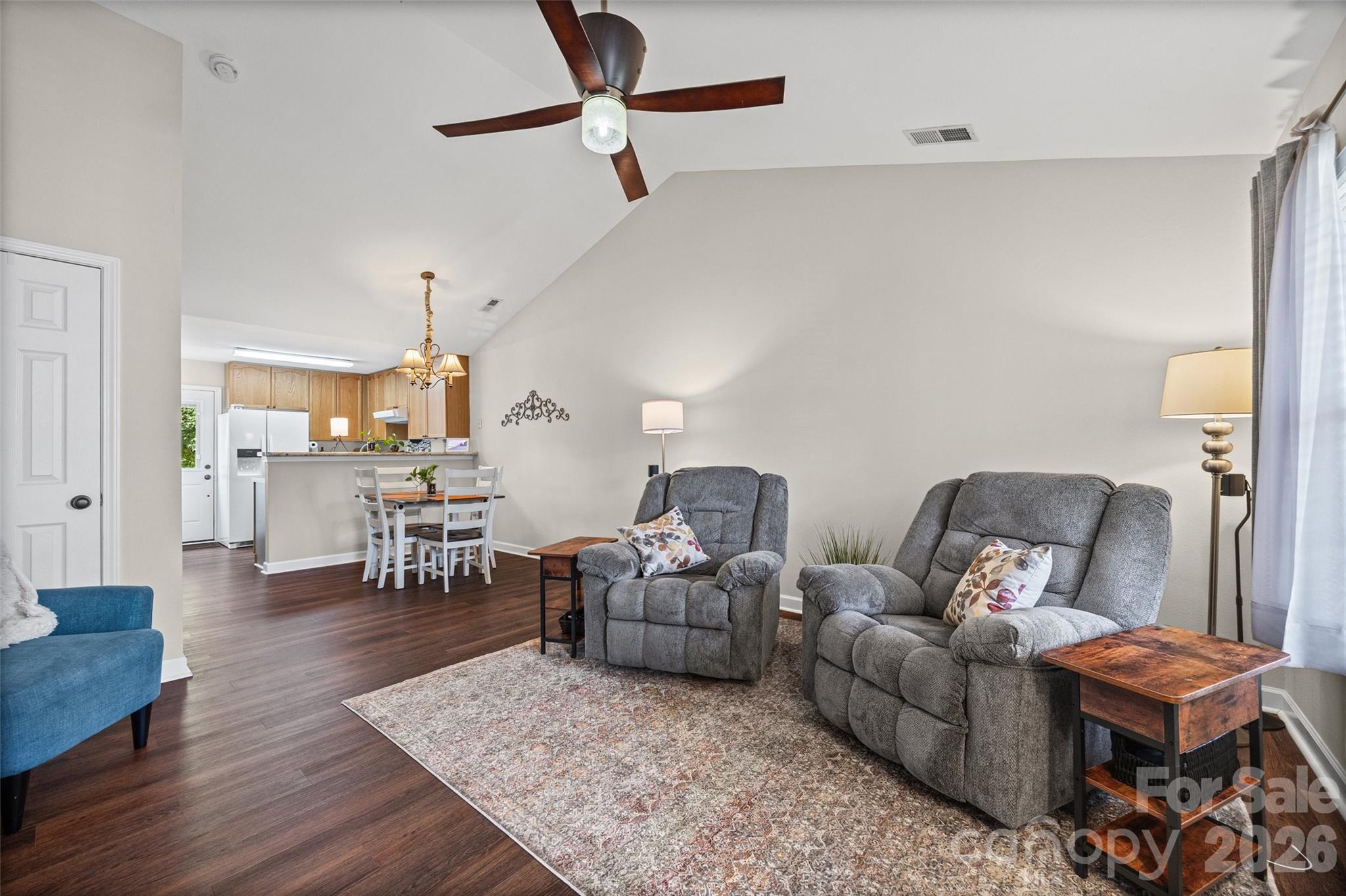 609 Gable Drive Property Photo 8