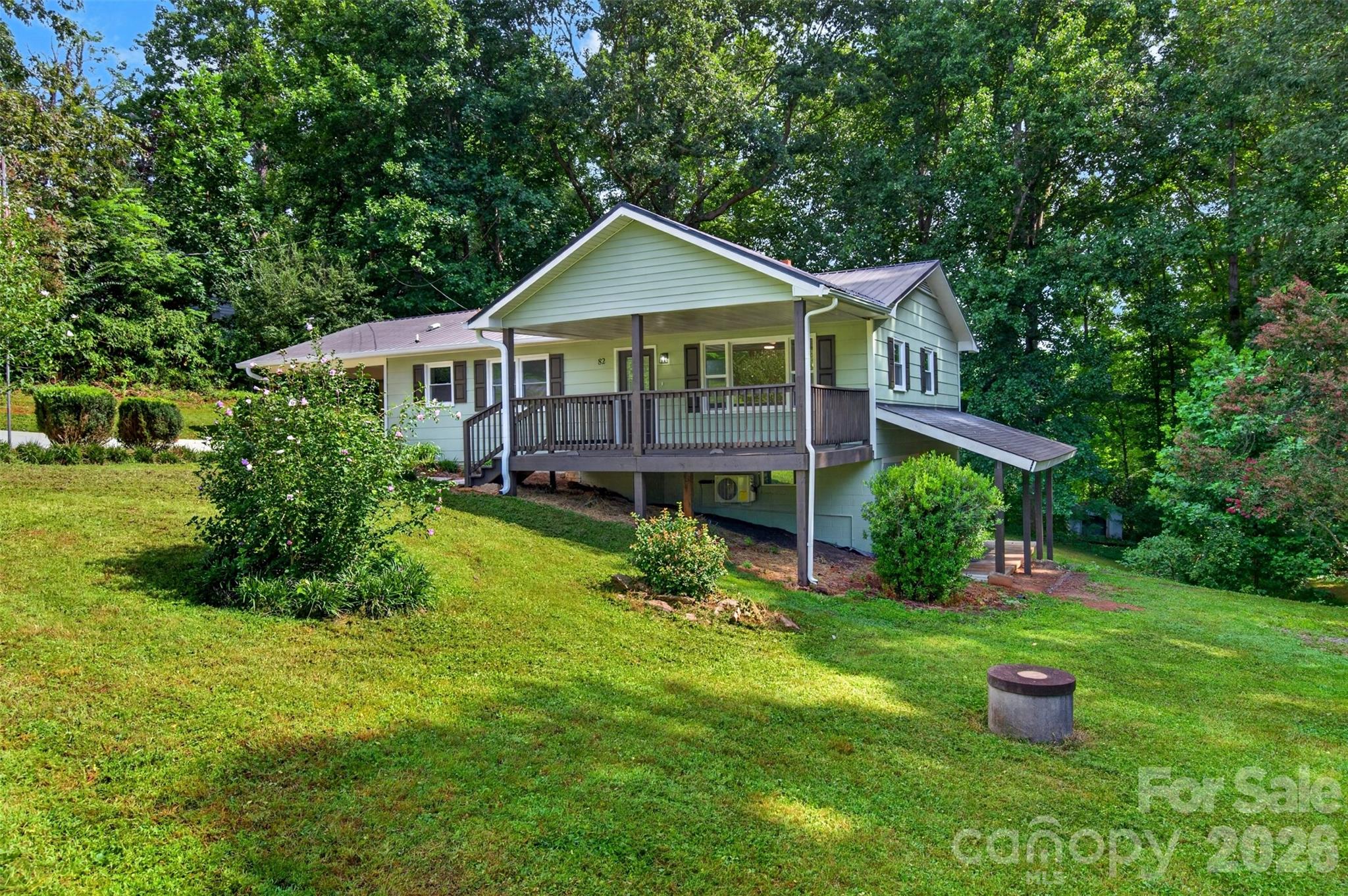 82 Olympic Drive Property Photo 2