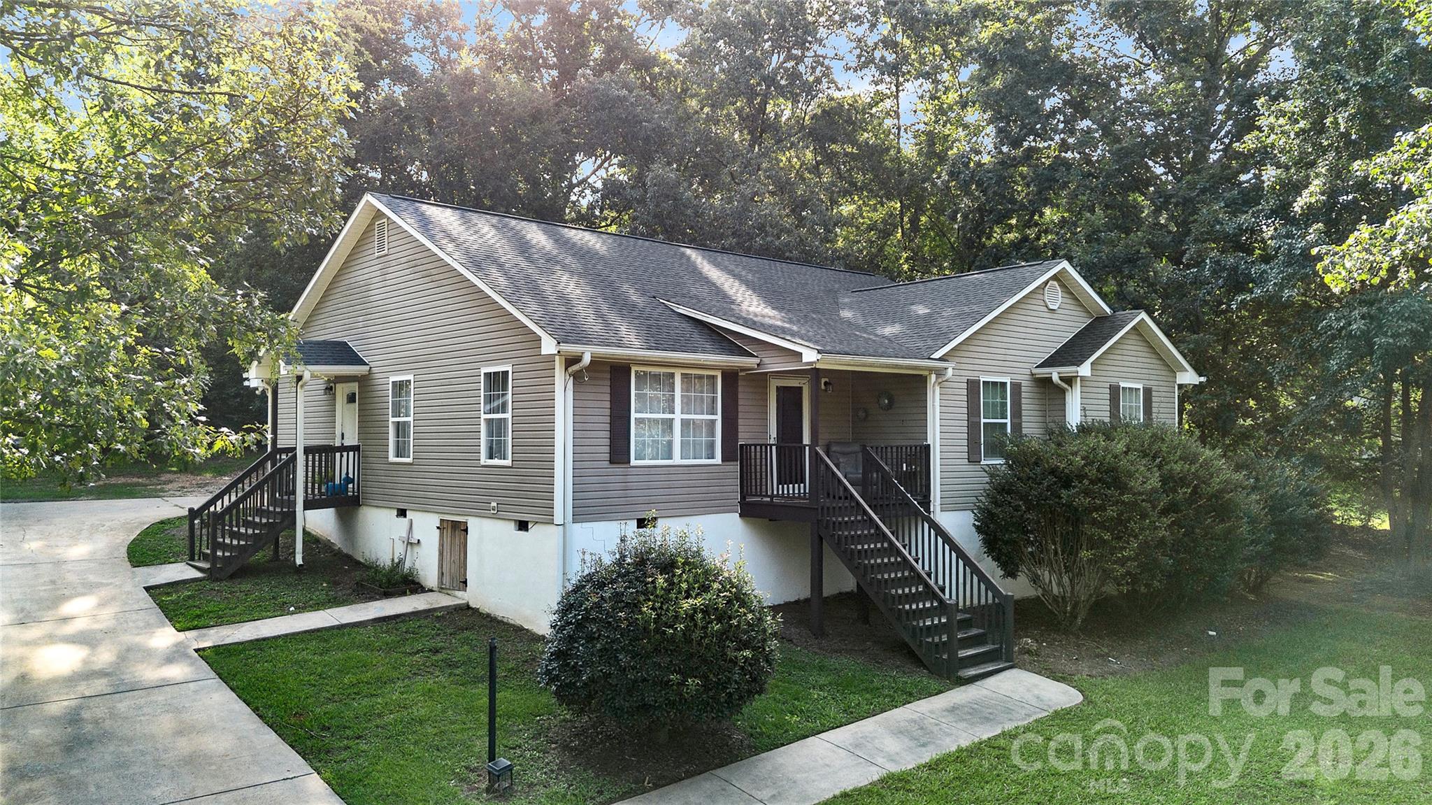 1636 Cedar Terrace Drive