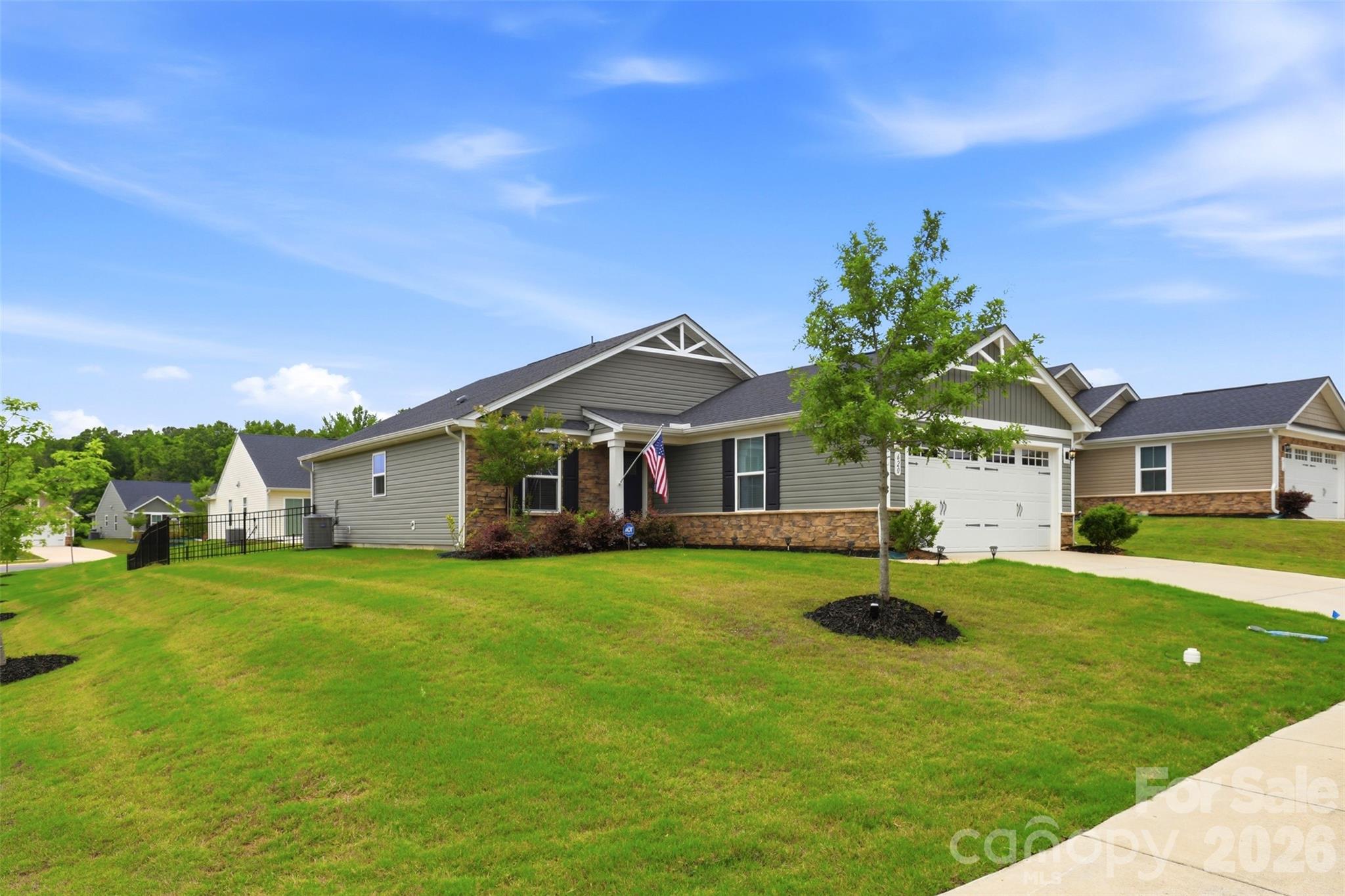620 Grandiflora Avenue Property Photo 1