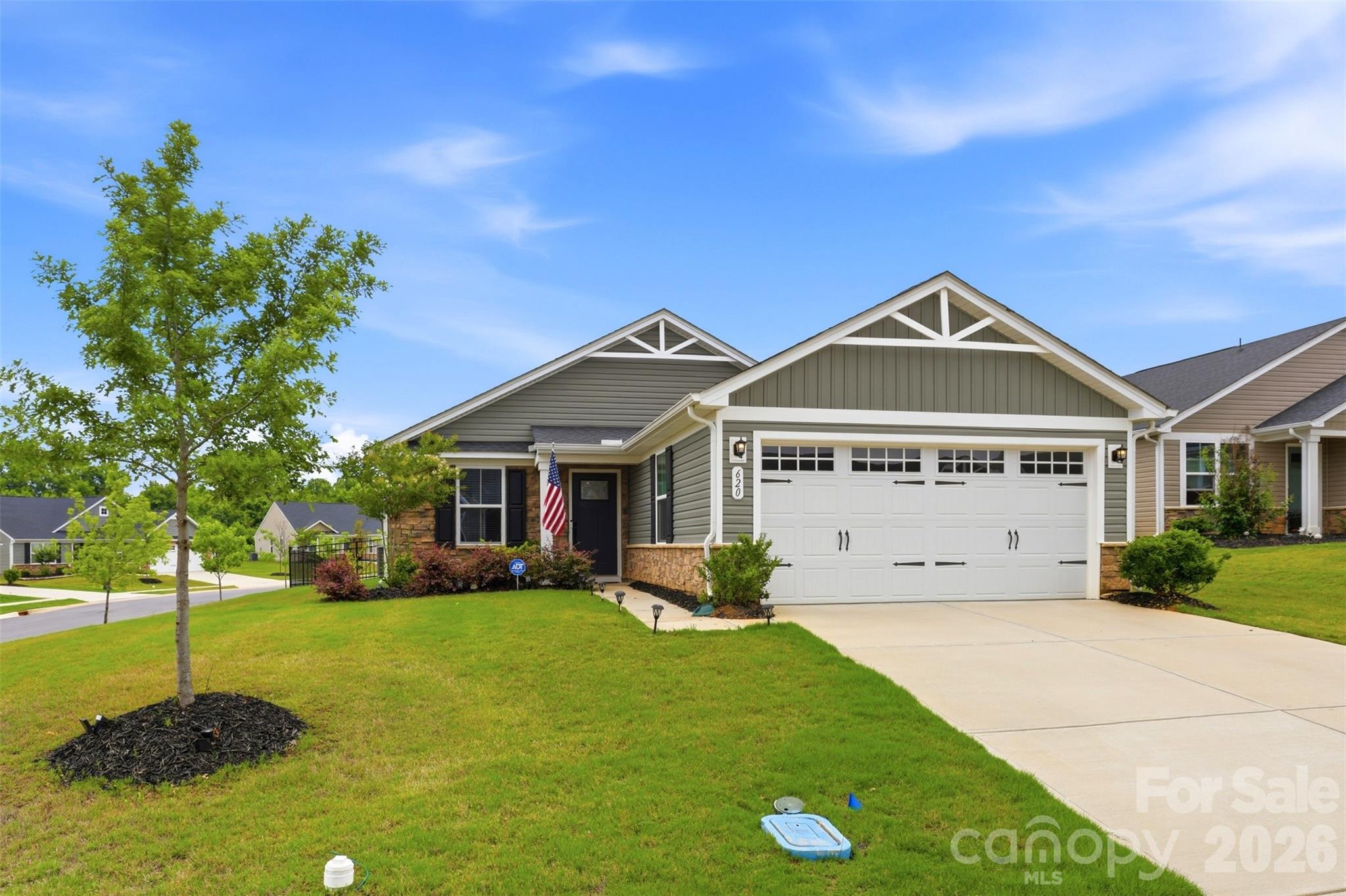 620 Grandiflora Avenue Property Photo 4