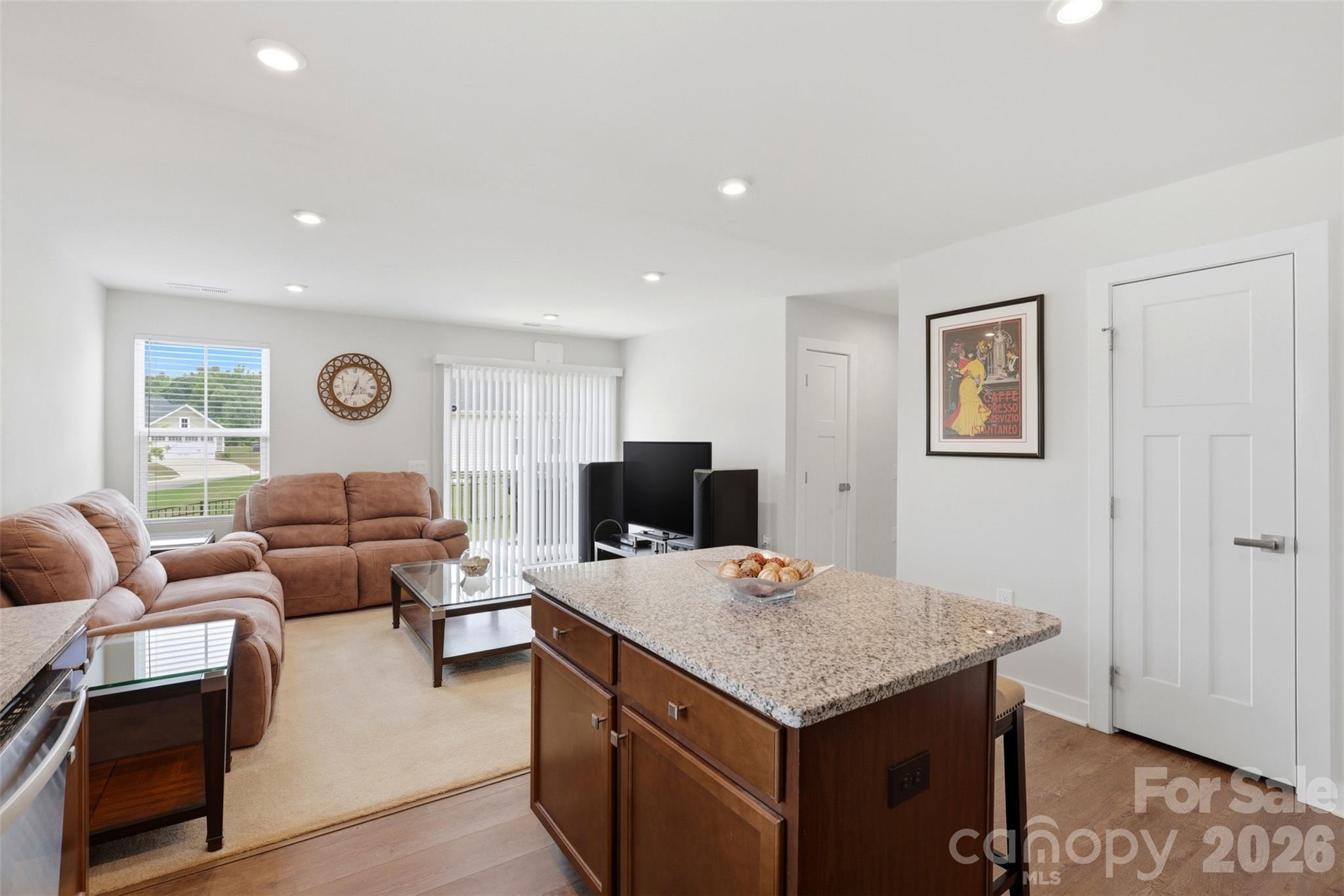620 Grandiflora Avenue Property Photo 8