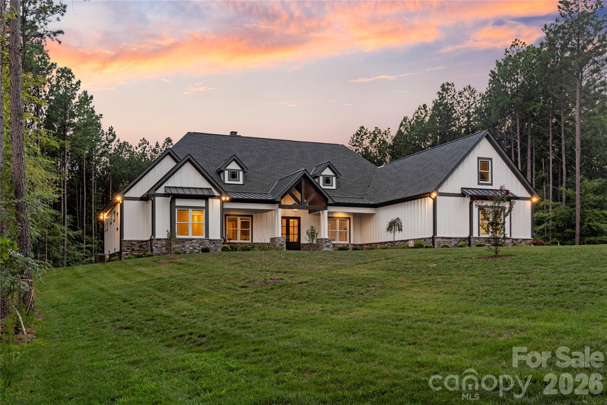 154 Emerald Creek Drive Property Photo 1