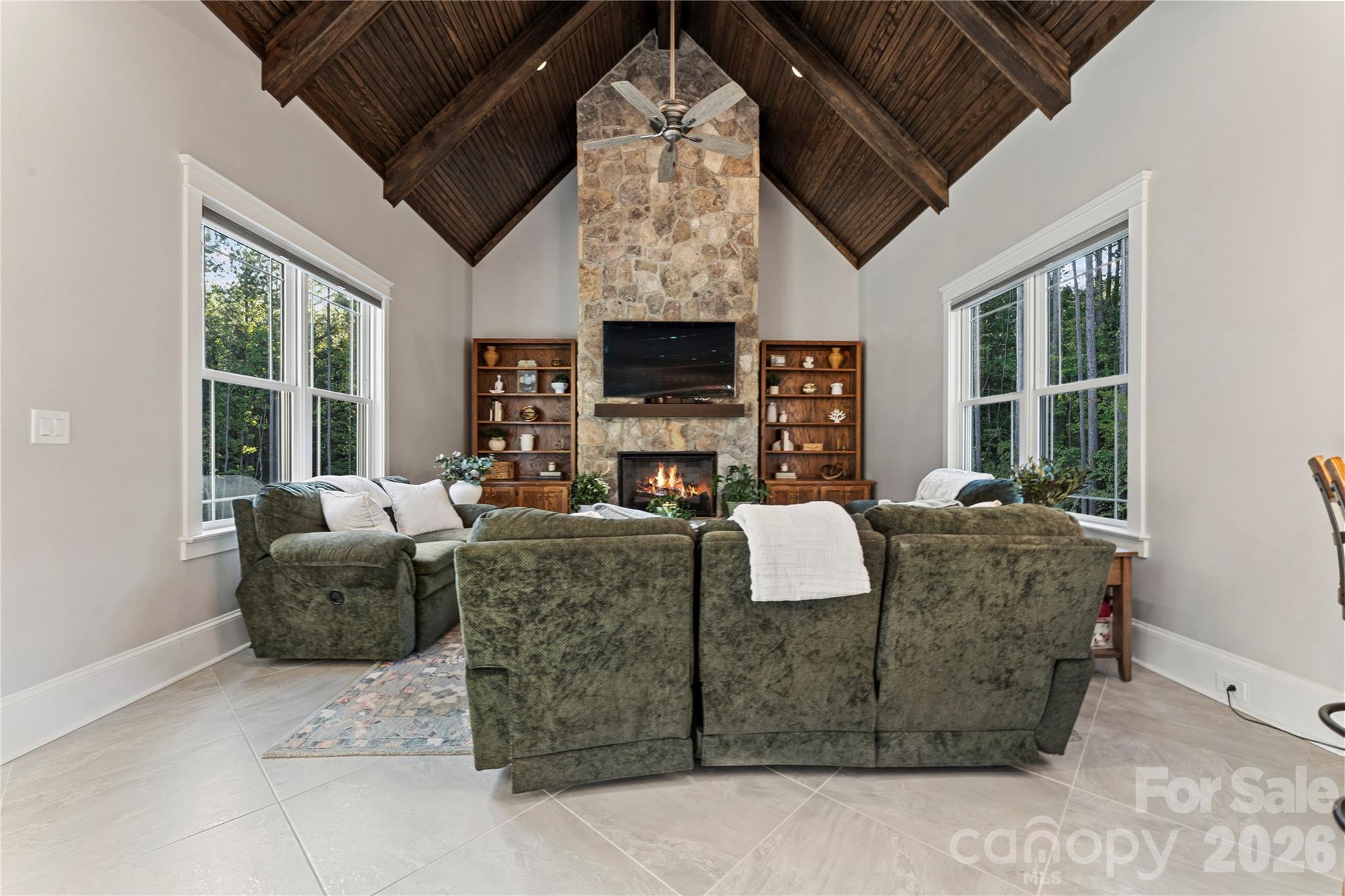 154 Emerald Creek Drive Property Photo 15