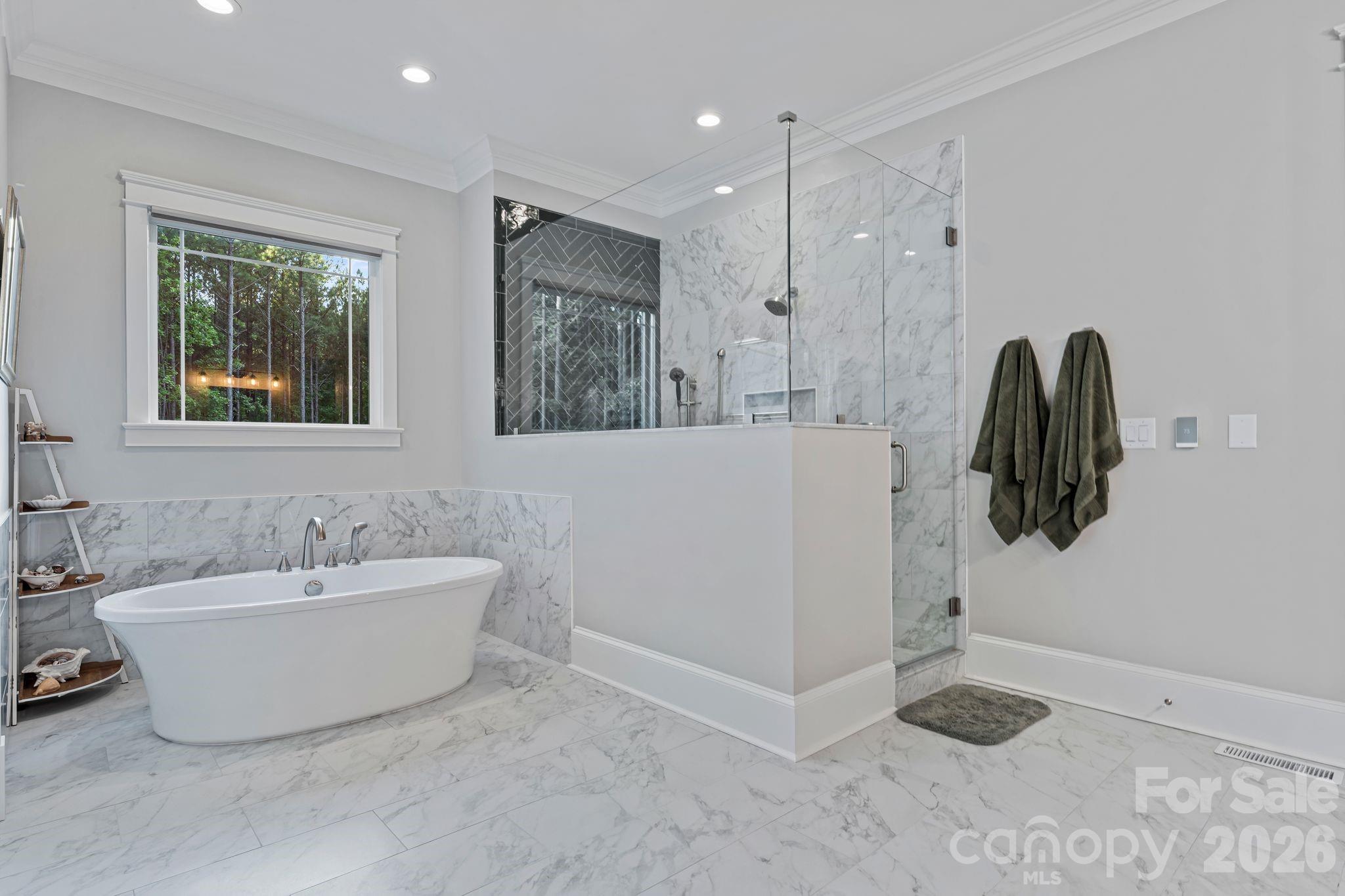 154 Emerald Creek Drive Property Photo 27