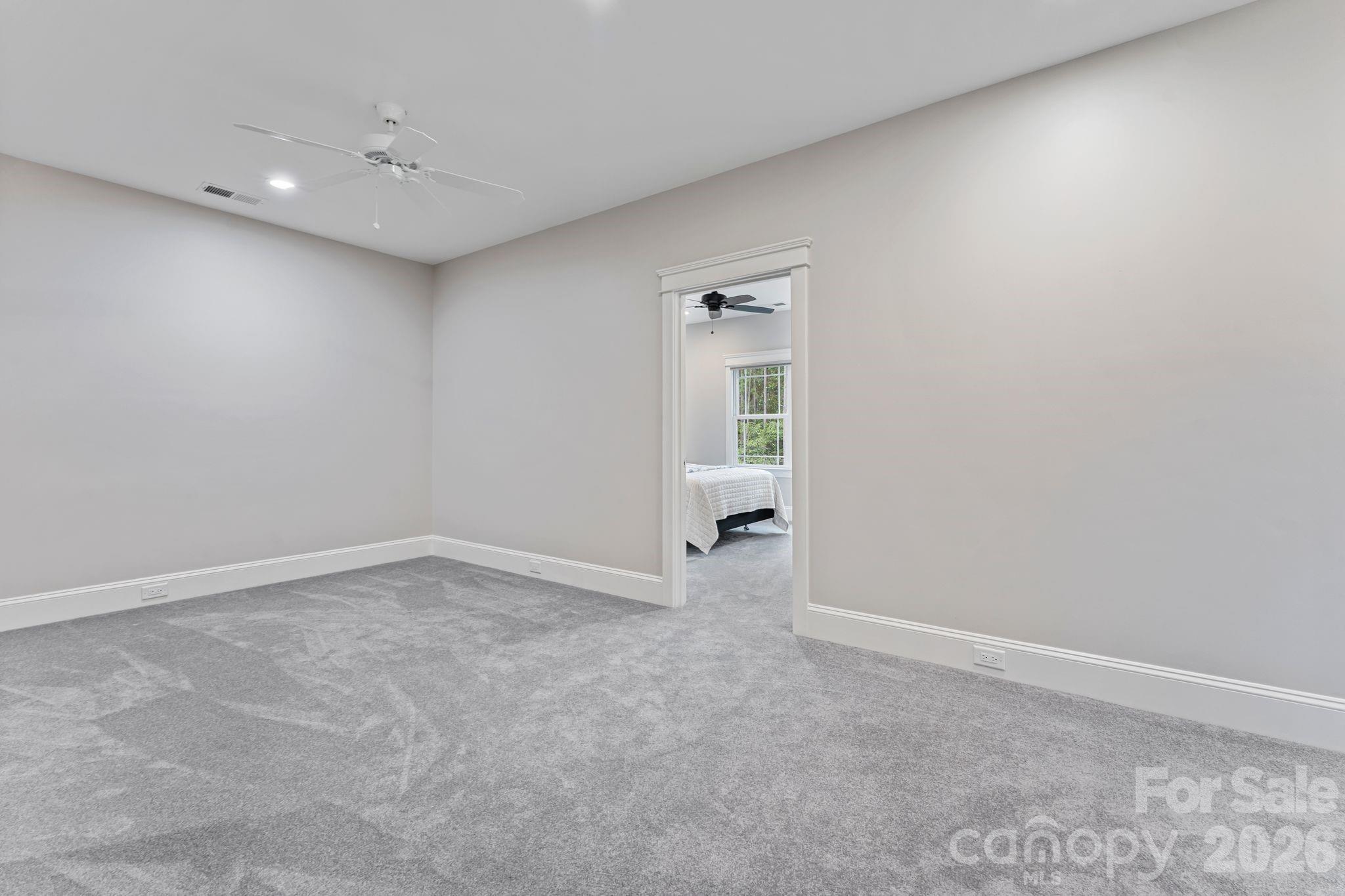 154 Emerald Creek Drive Property Photo 32
