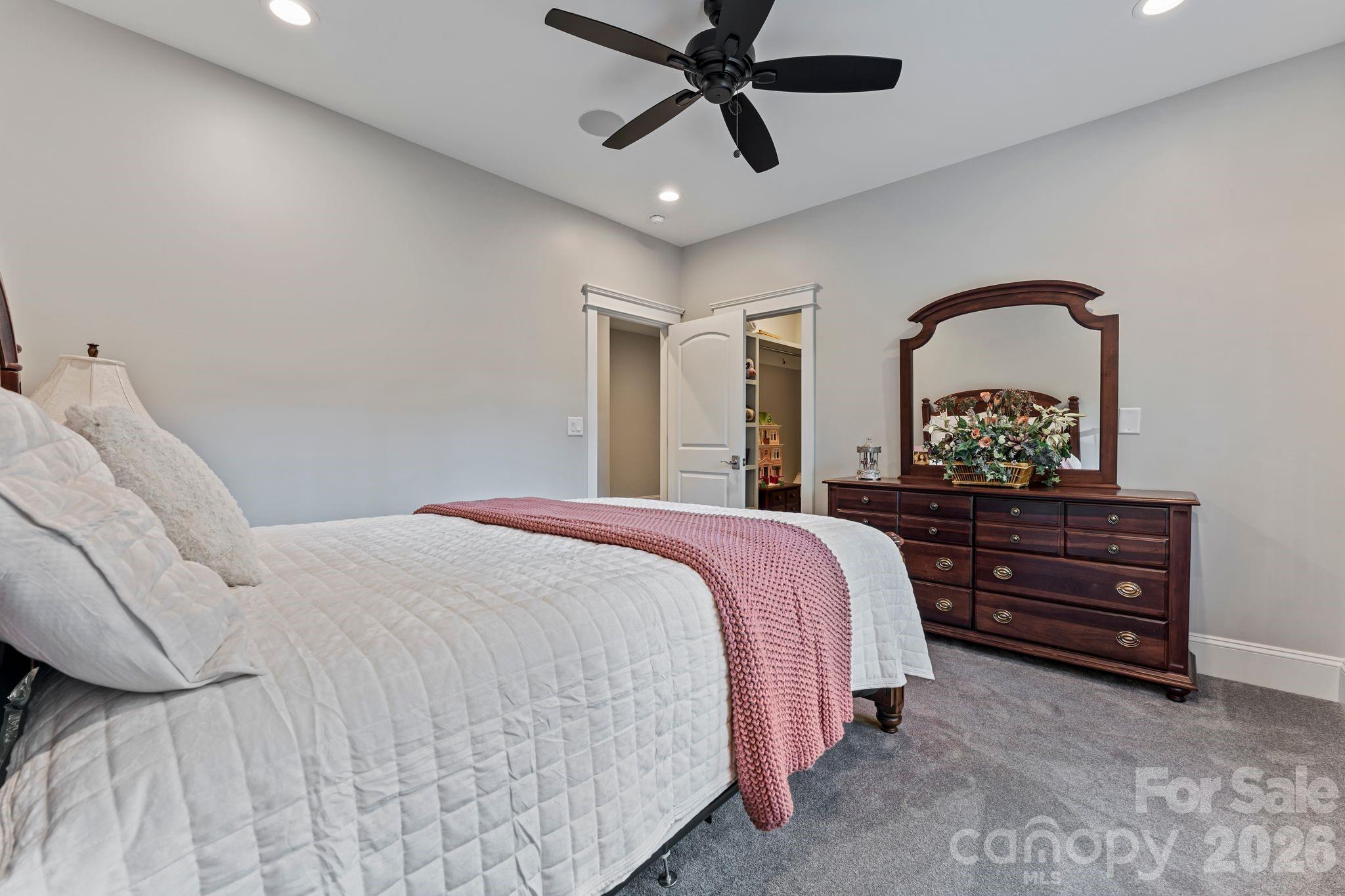 154 Emerald Creek Drive Property Photo 37