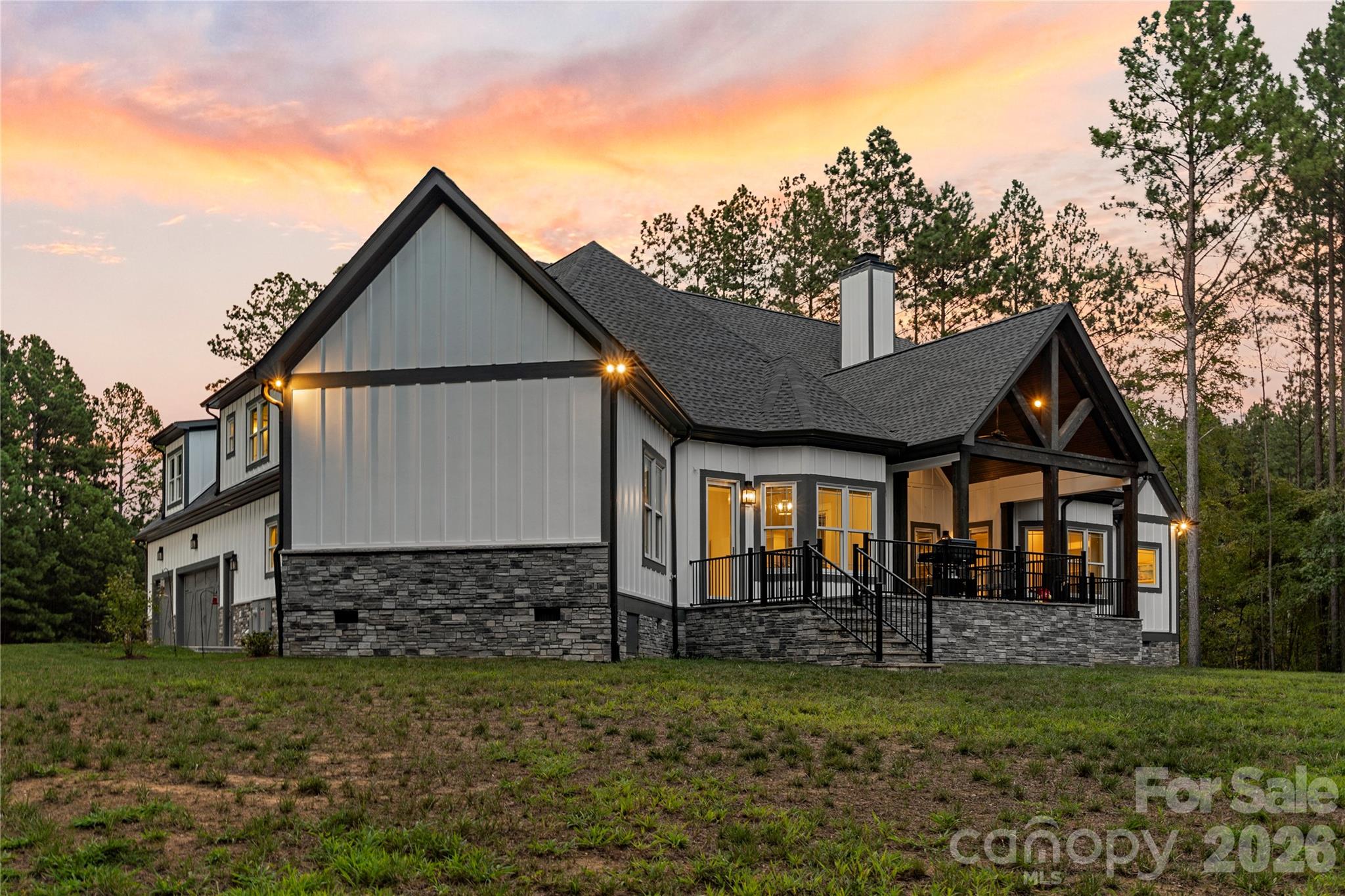 154 Emerald Creek Drive Property Photo 43