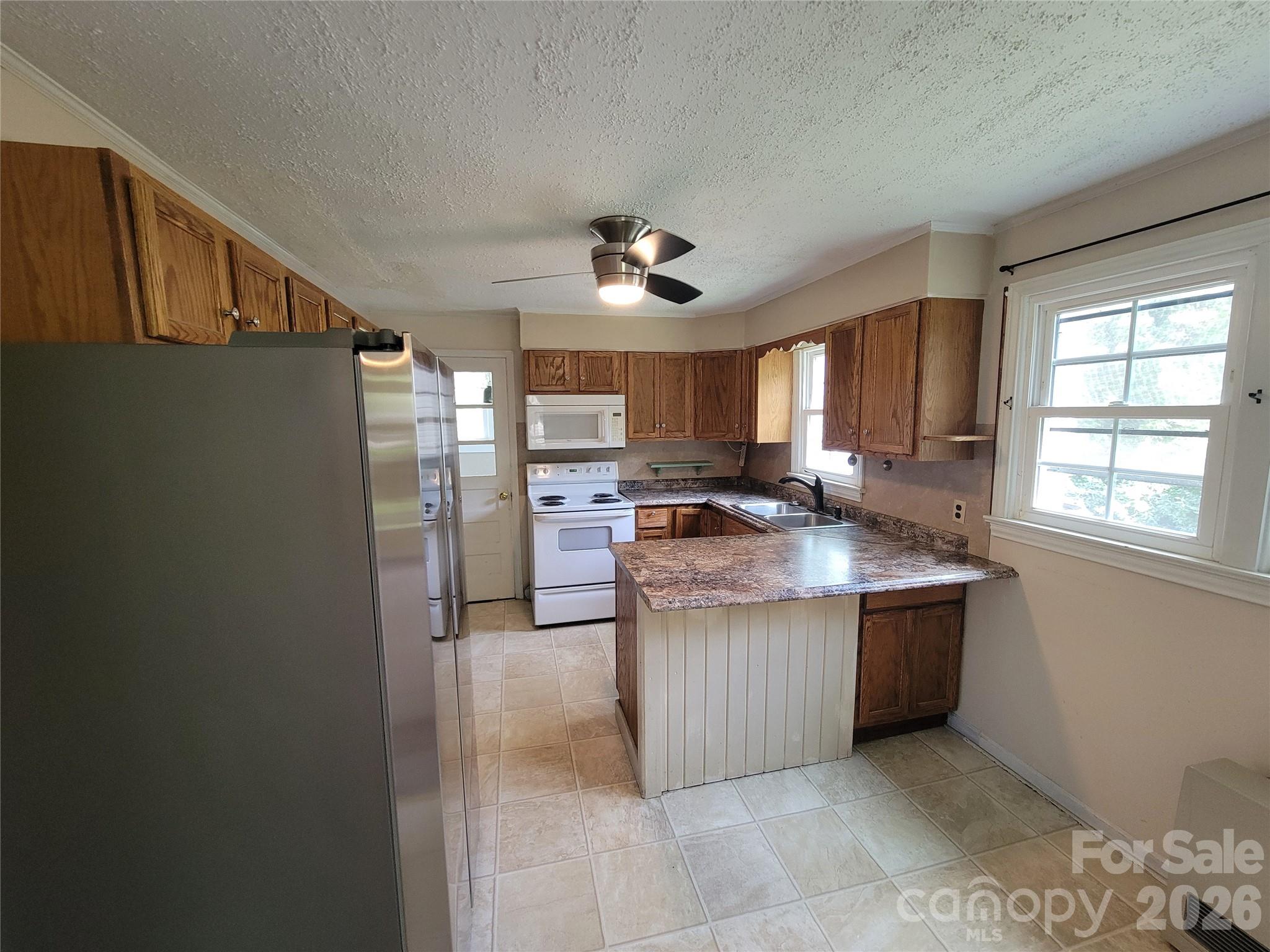 678 Brown Avenue Property Photo 16