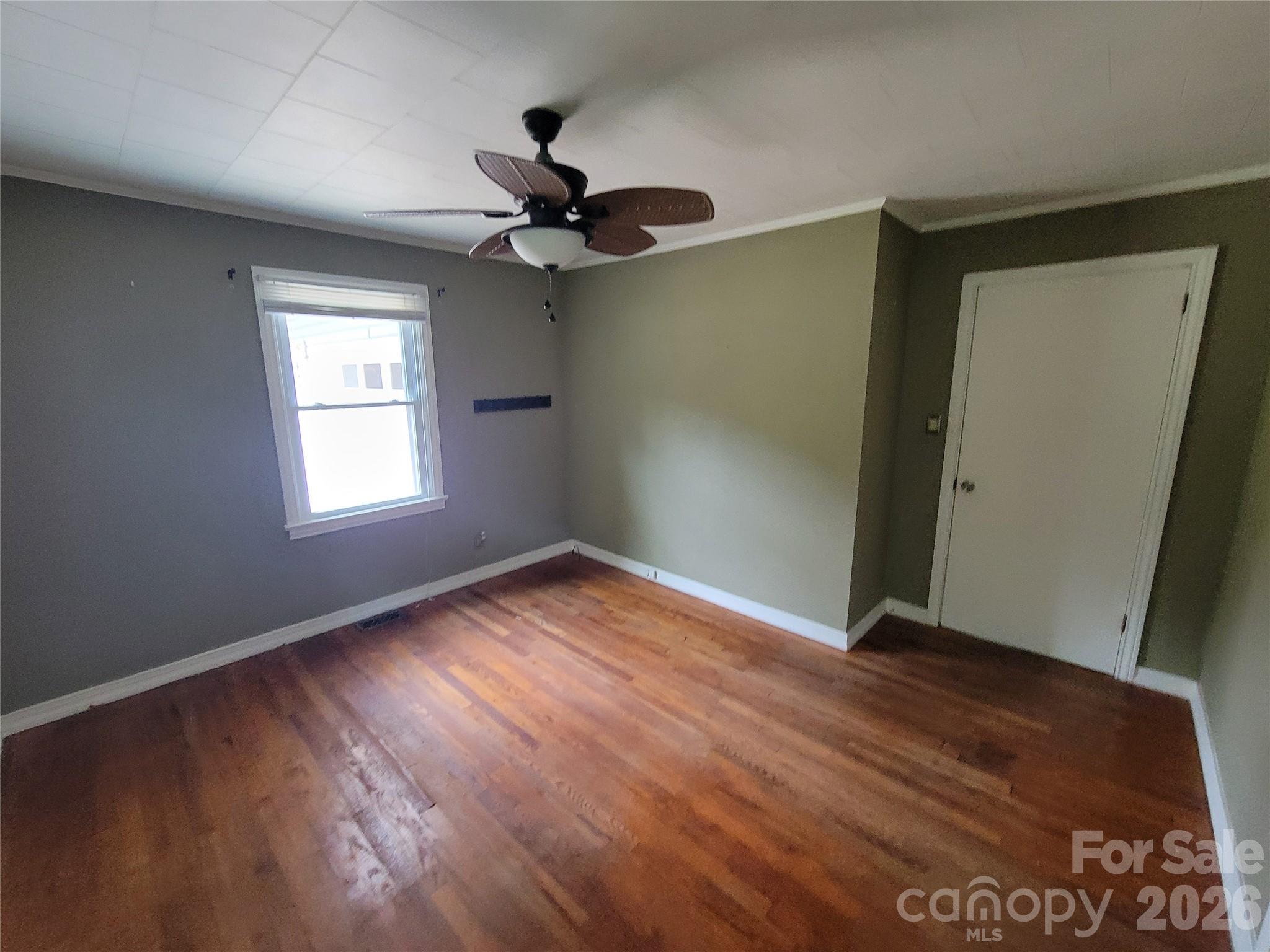678 Brown Avenue Property Photo 30