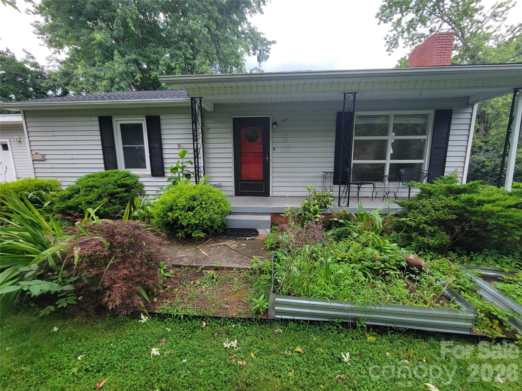 678 Brown Avenue Property Photo 32