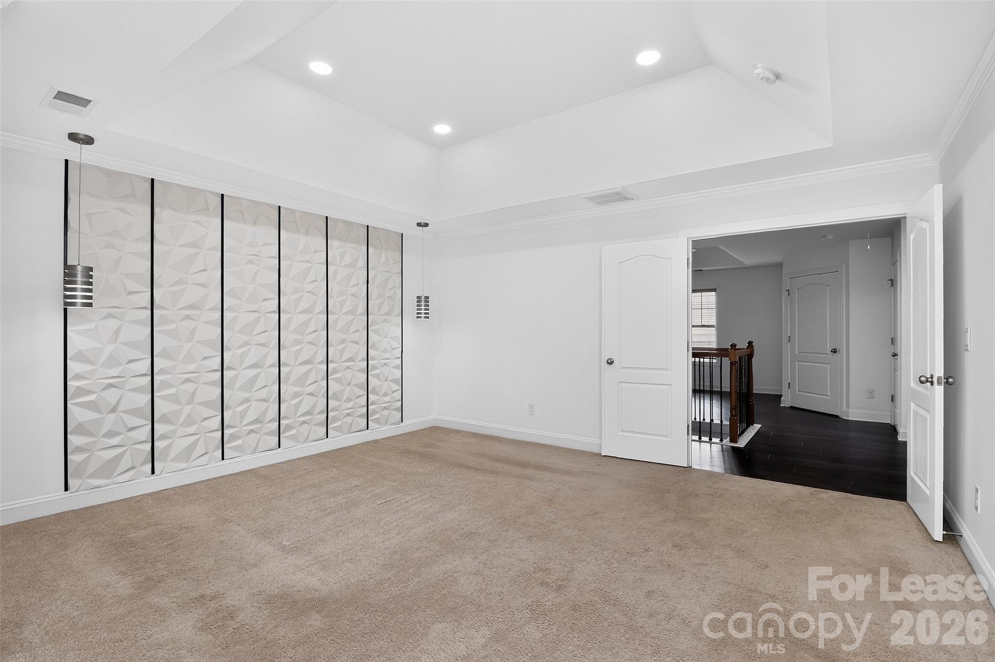 549 Daventry Court Property Photo 13