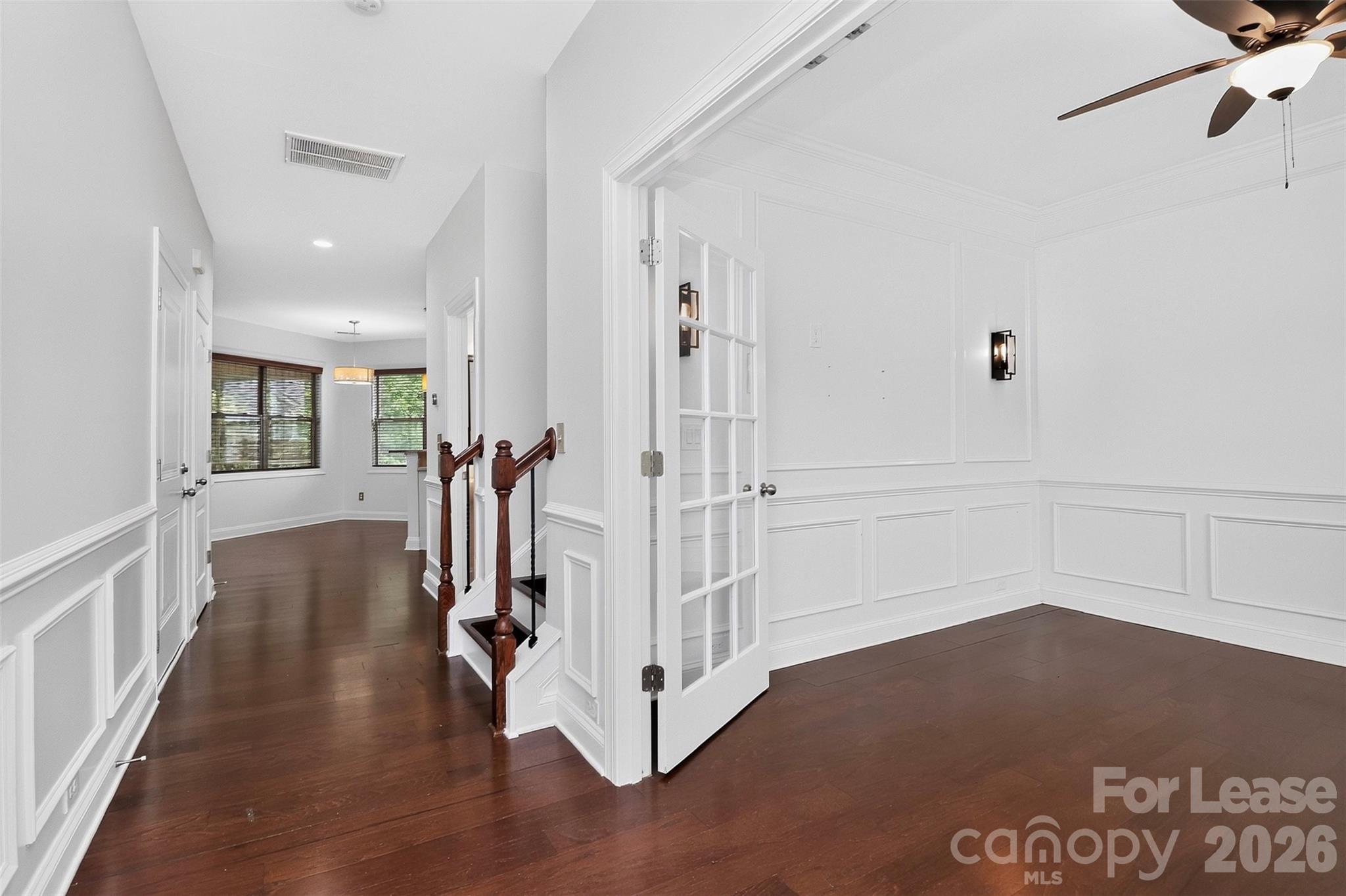 549 Daventry Court Property Photo 17