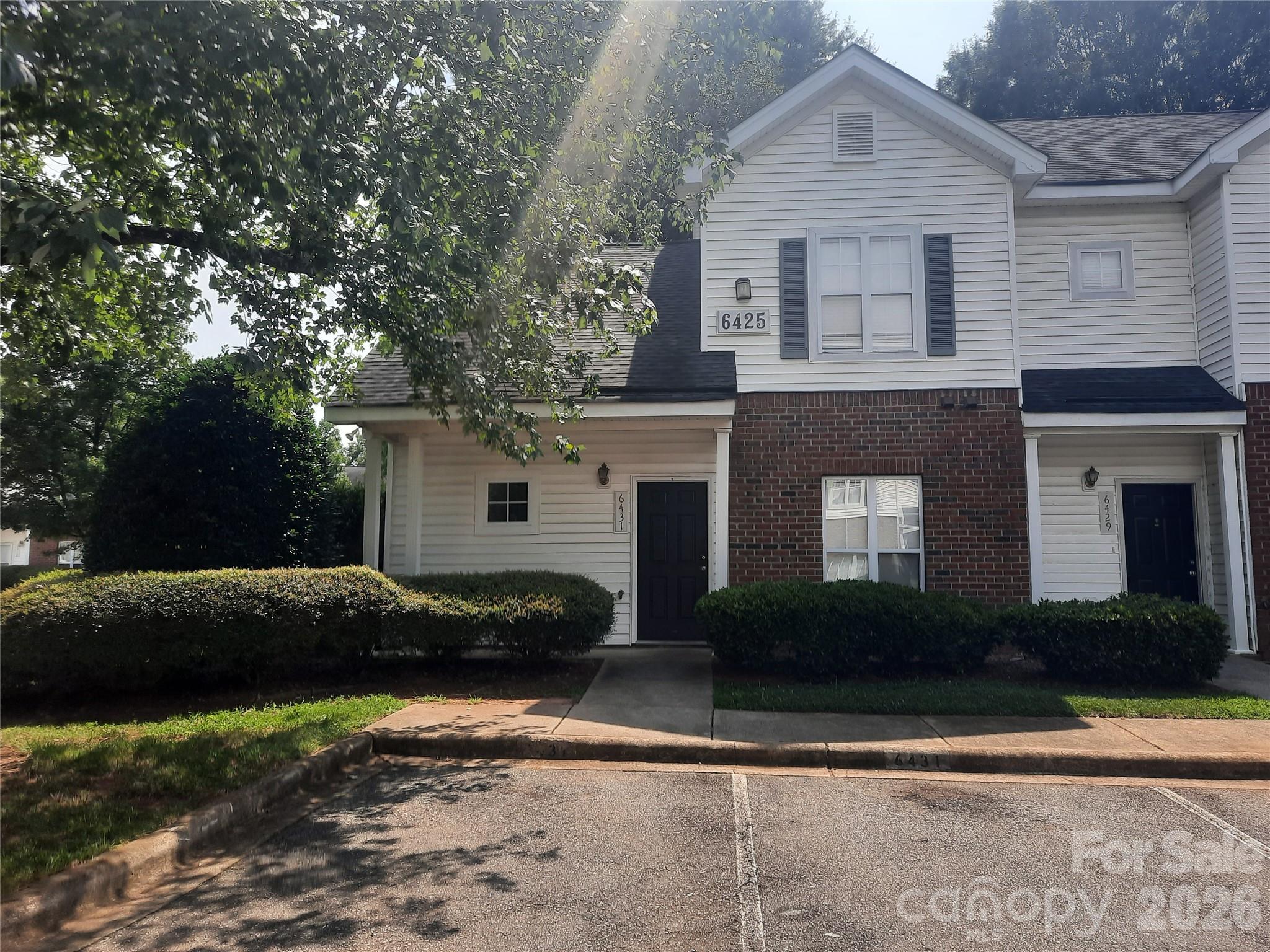 6431 Mallard View Lane Property Photo 2