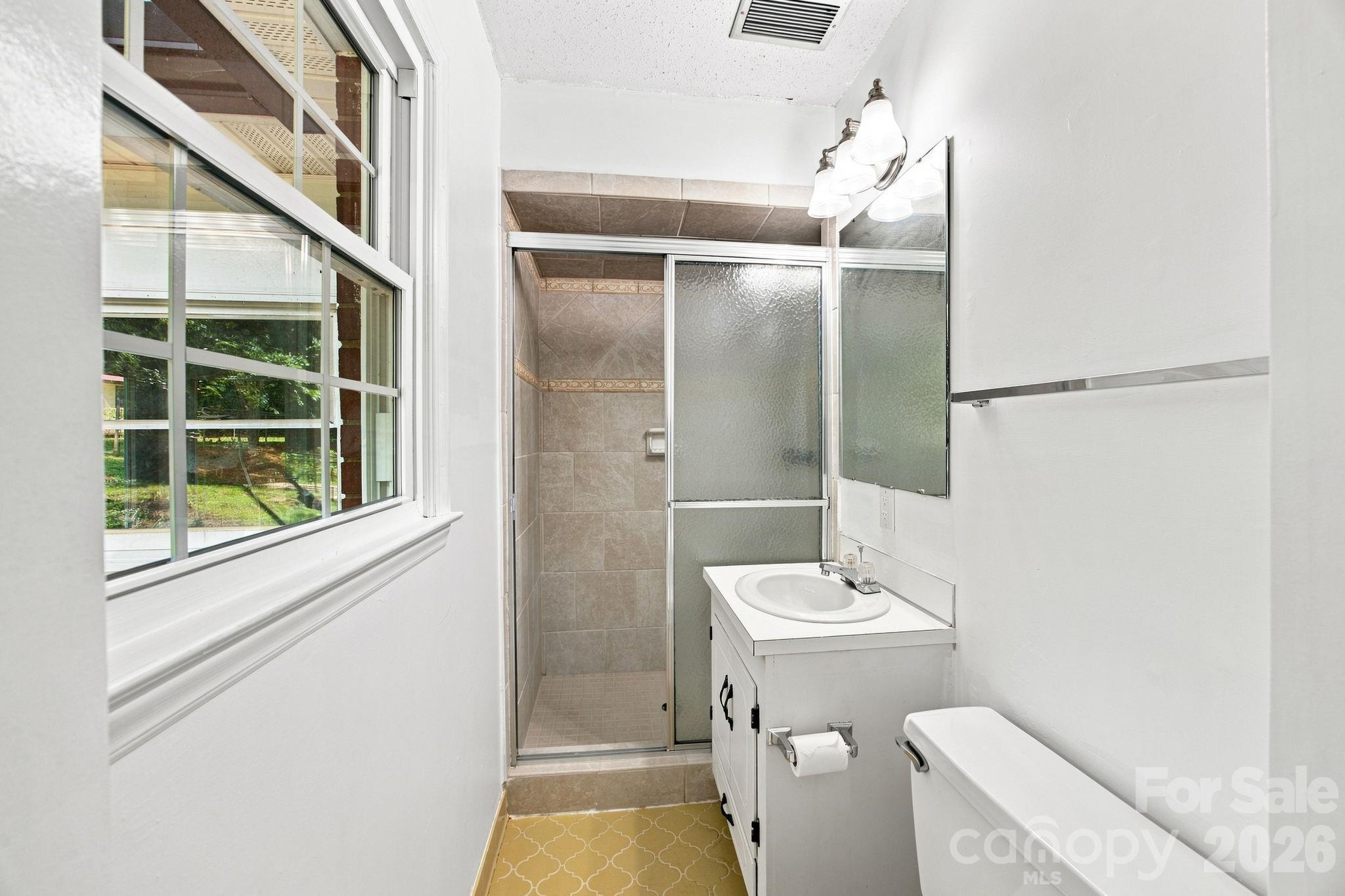 1045 S Magnolia Street Property Photo 31