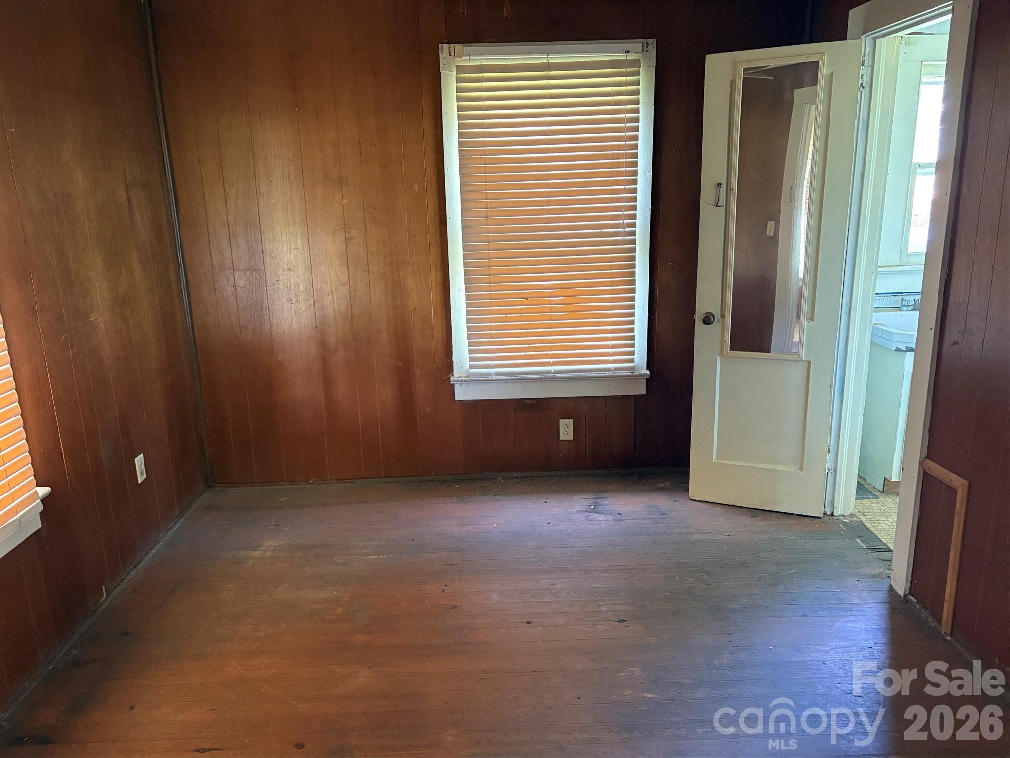 1306 Salem Road Property Photo 7