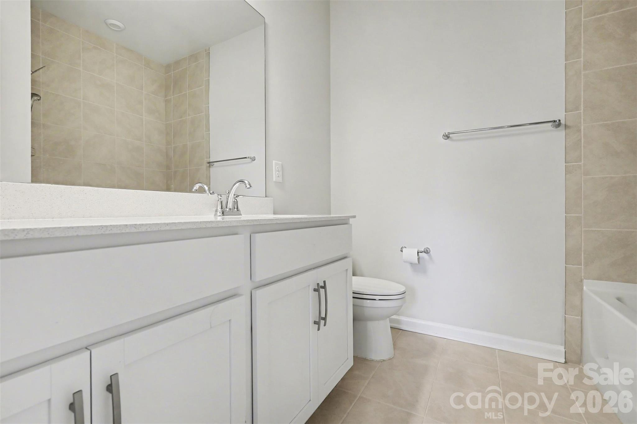 105 Renny Alley Property Photo 17