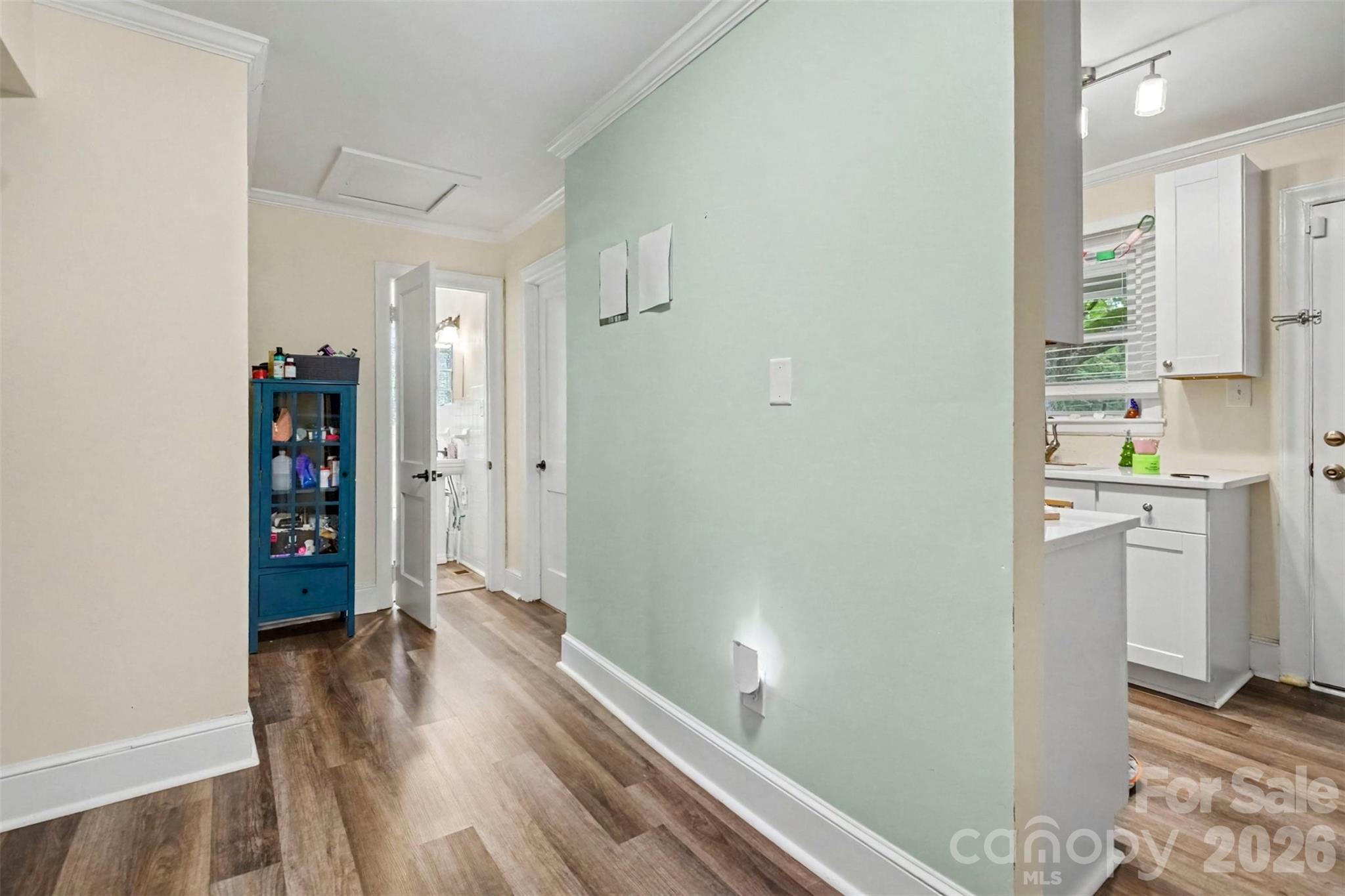 405 Killian Avenue Property Photo 7