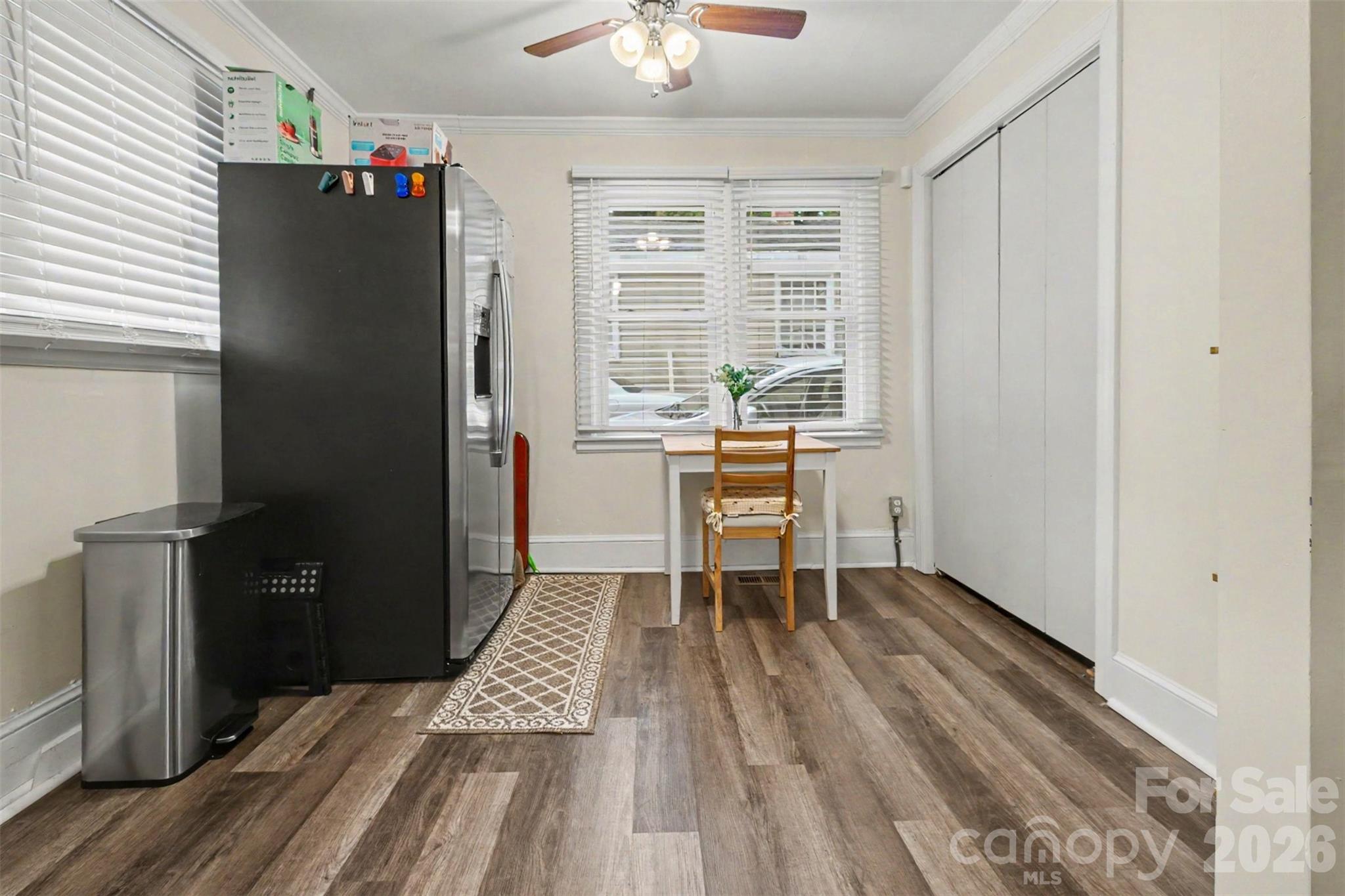 405 Killian Avenue Property Photo 9