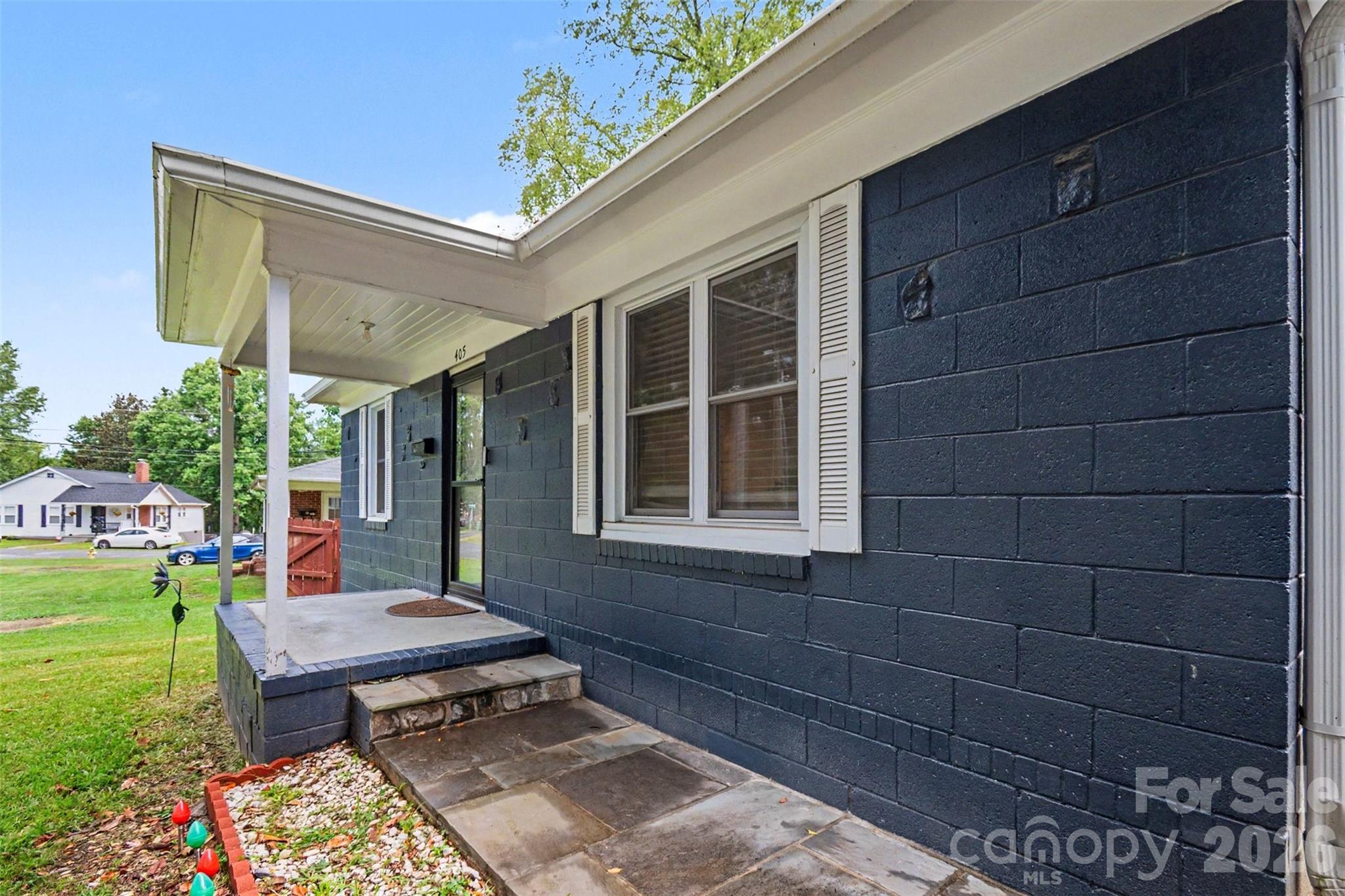 405 Killian Avenue Property Photo 25
