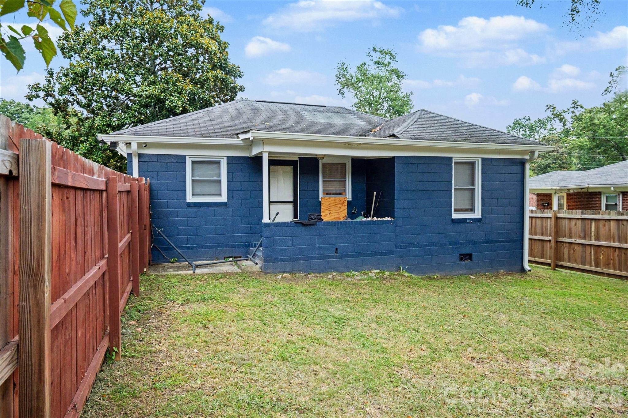 405 Killian Avenue Property Photo 27