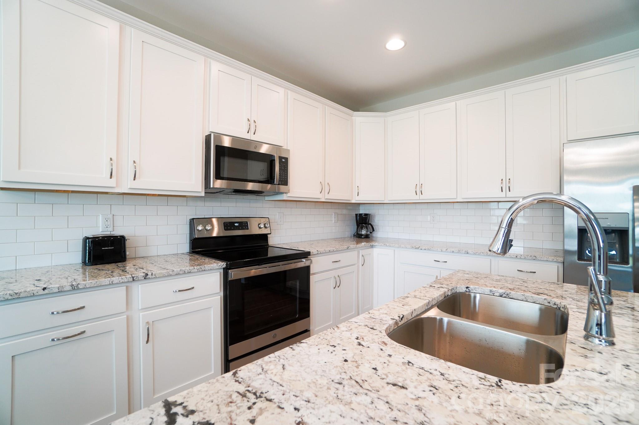 112b Deer Brook Drive Property Photo 9