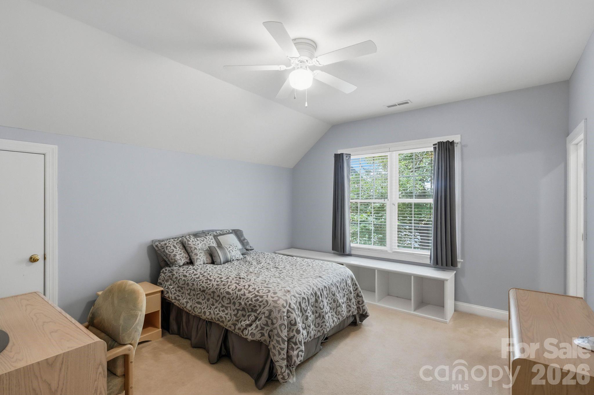8027 Silver Jade Lane Property Photo 28