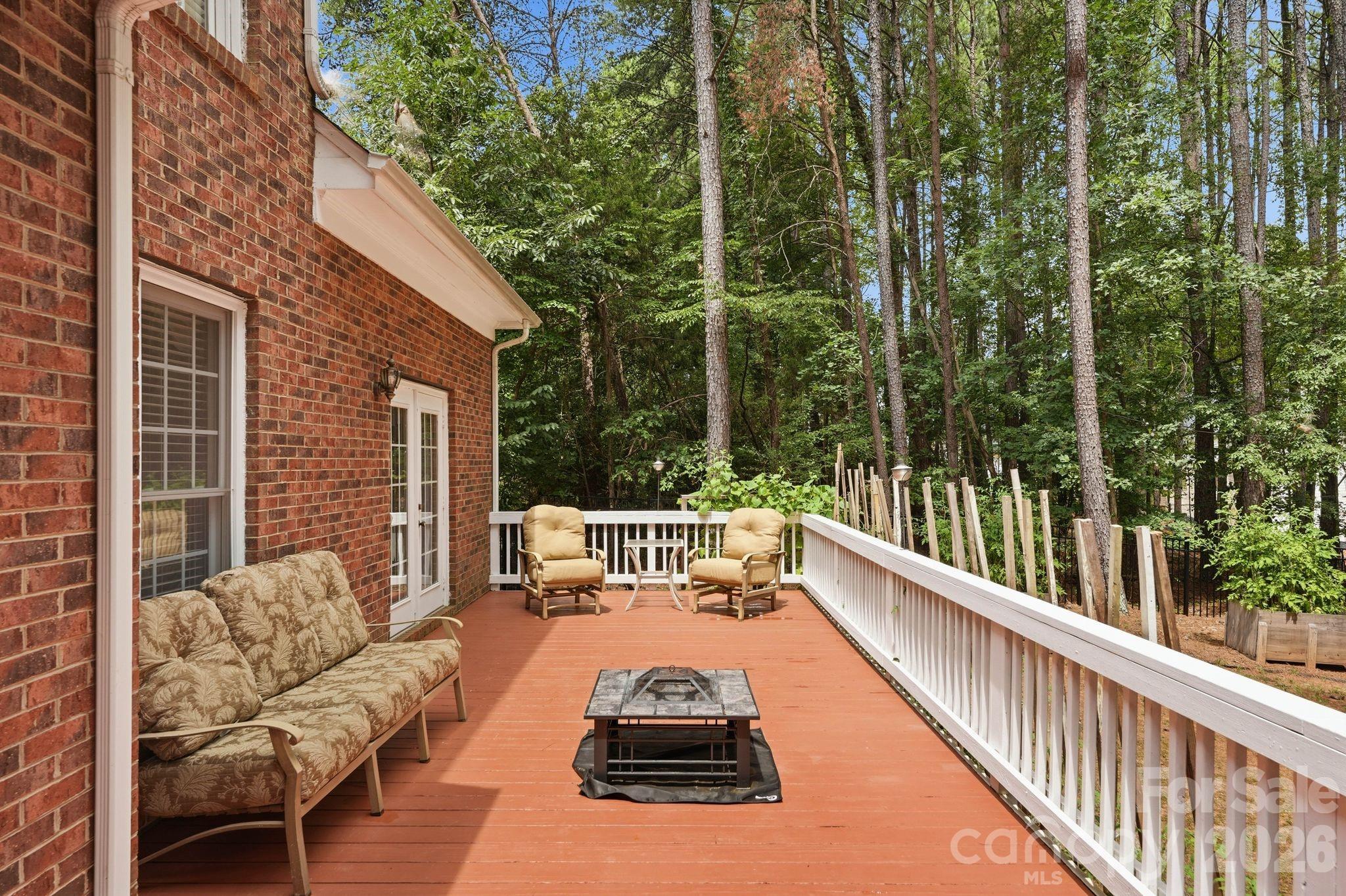8027 Silver Jade Lane Property Photo 39